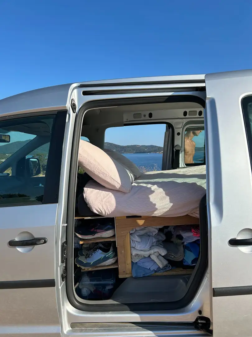 Volkswagen Caddy 1.4 16V LIFE 59KW COMBI Zilver - 2