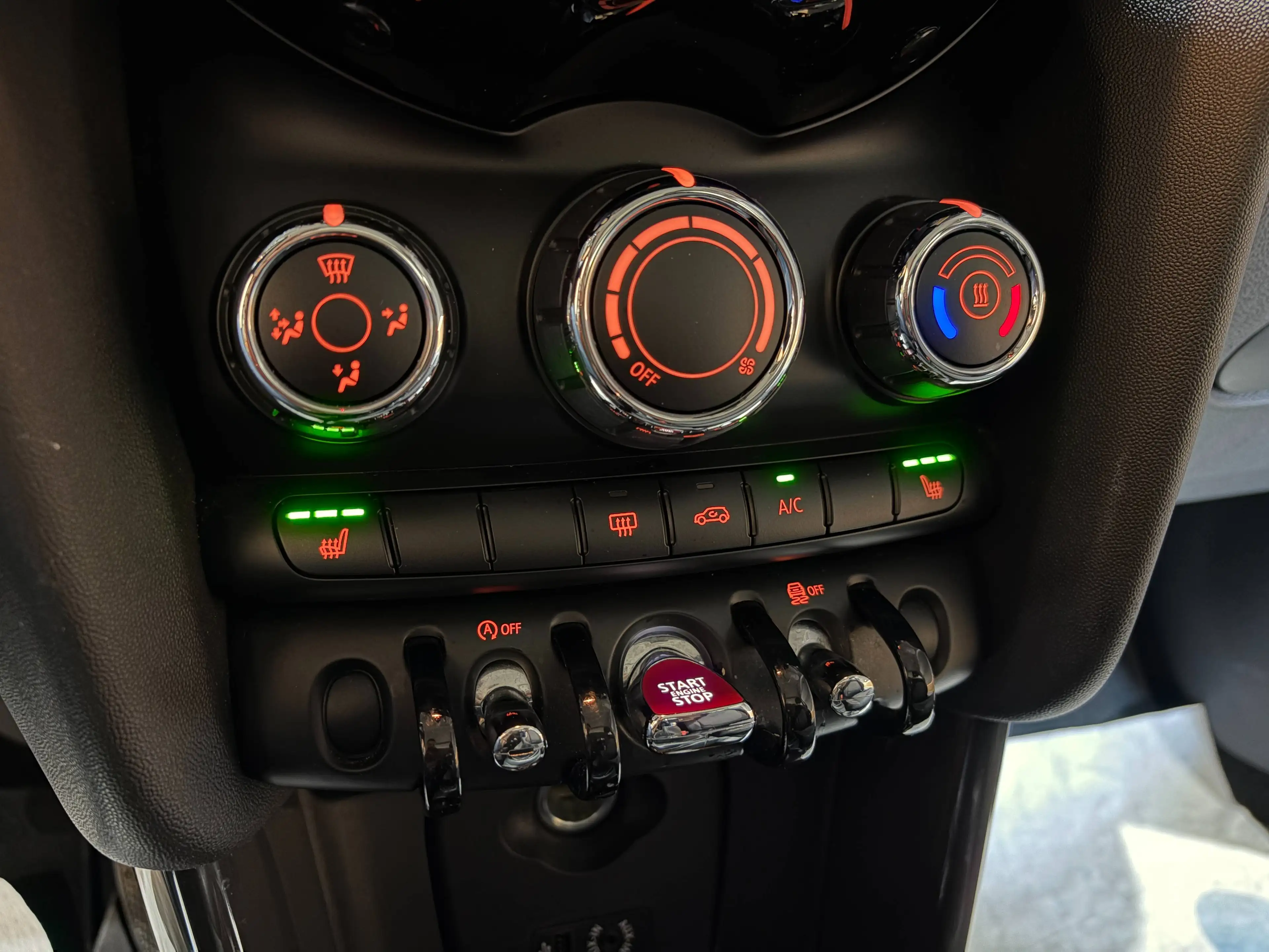 MINI Cooper D 1.5 D *SIEGE CHAUFF*CRUISE CONTROL*GARANTIE* — photo 11