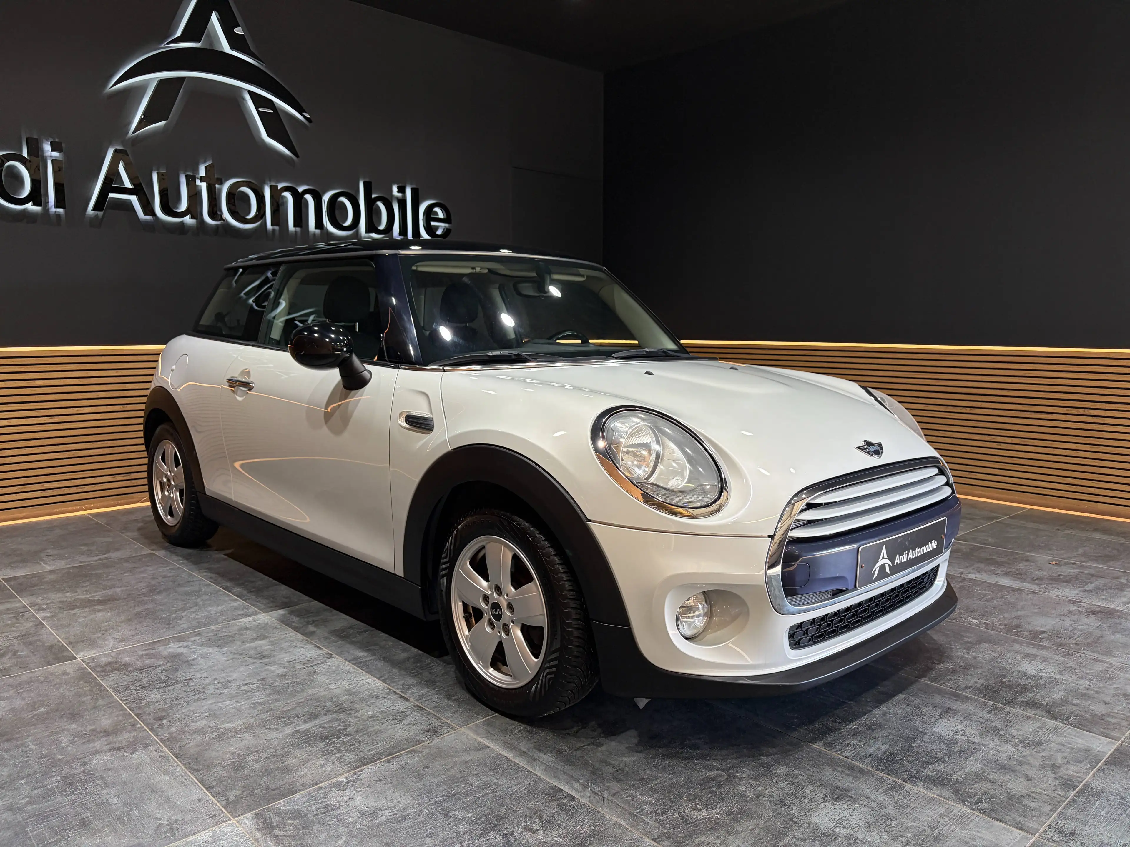 MINI Cooper D 1.5 D *SIEGE CHAUFF*CRUISE CONTROL*GARANTIE* — photo 3