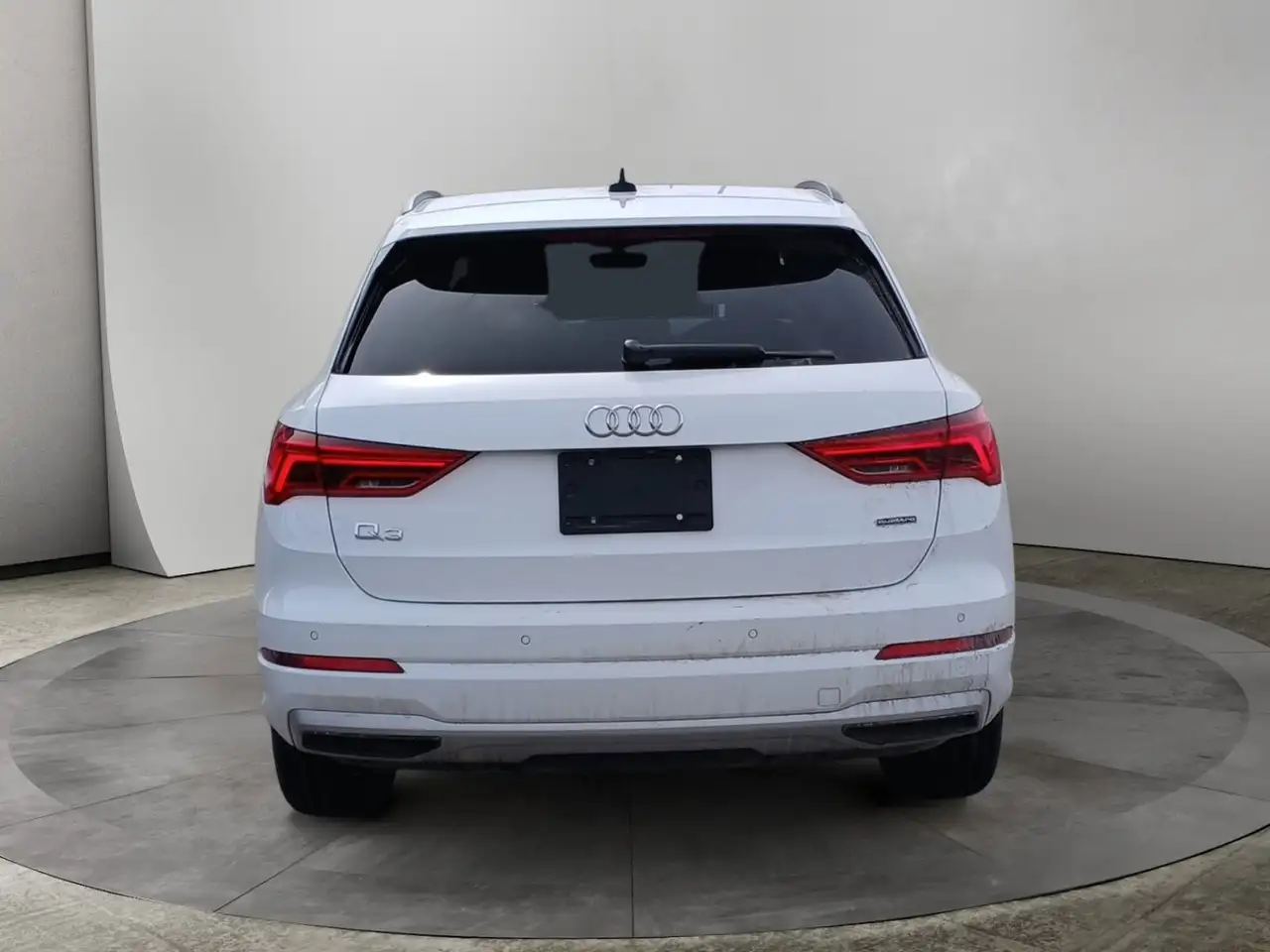 Audi Q3 снимка Audi Q3