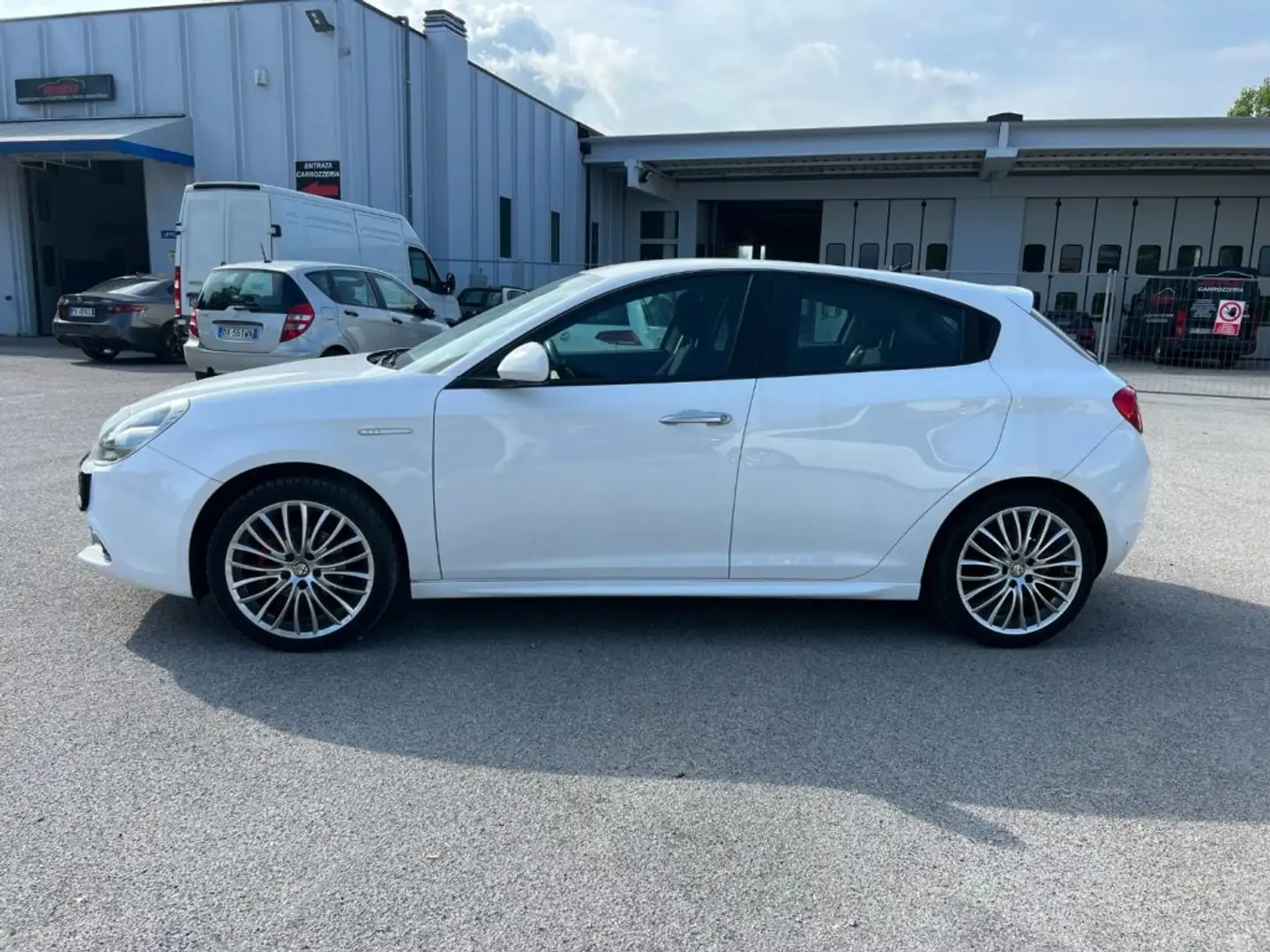 Alfa Romeo Giulietta 1.4 Turbo 120 CV Bianco - 2