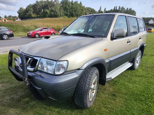 Nissan Terrano 3.0 DDTi 4x4 utilitaire