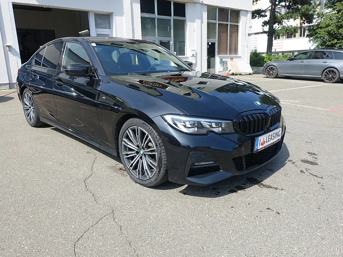 BMW 318 d Aut. M Sport Noir - 2