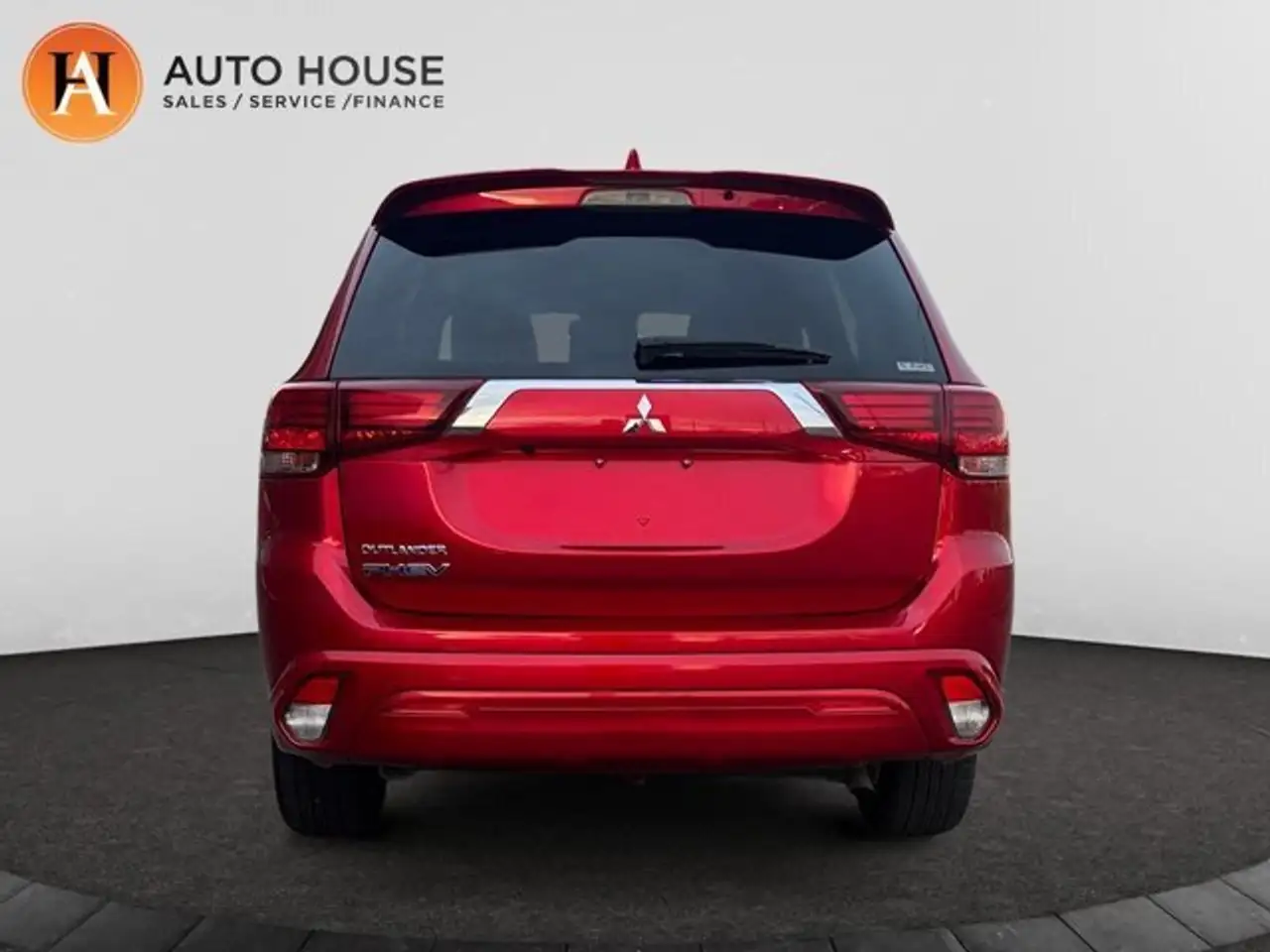 Mitsubishi Outlander снимка Mitsubishi Outlander