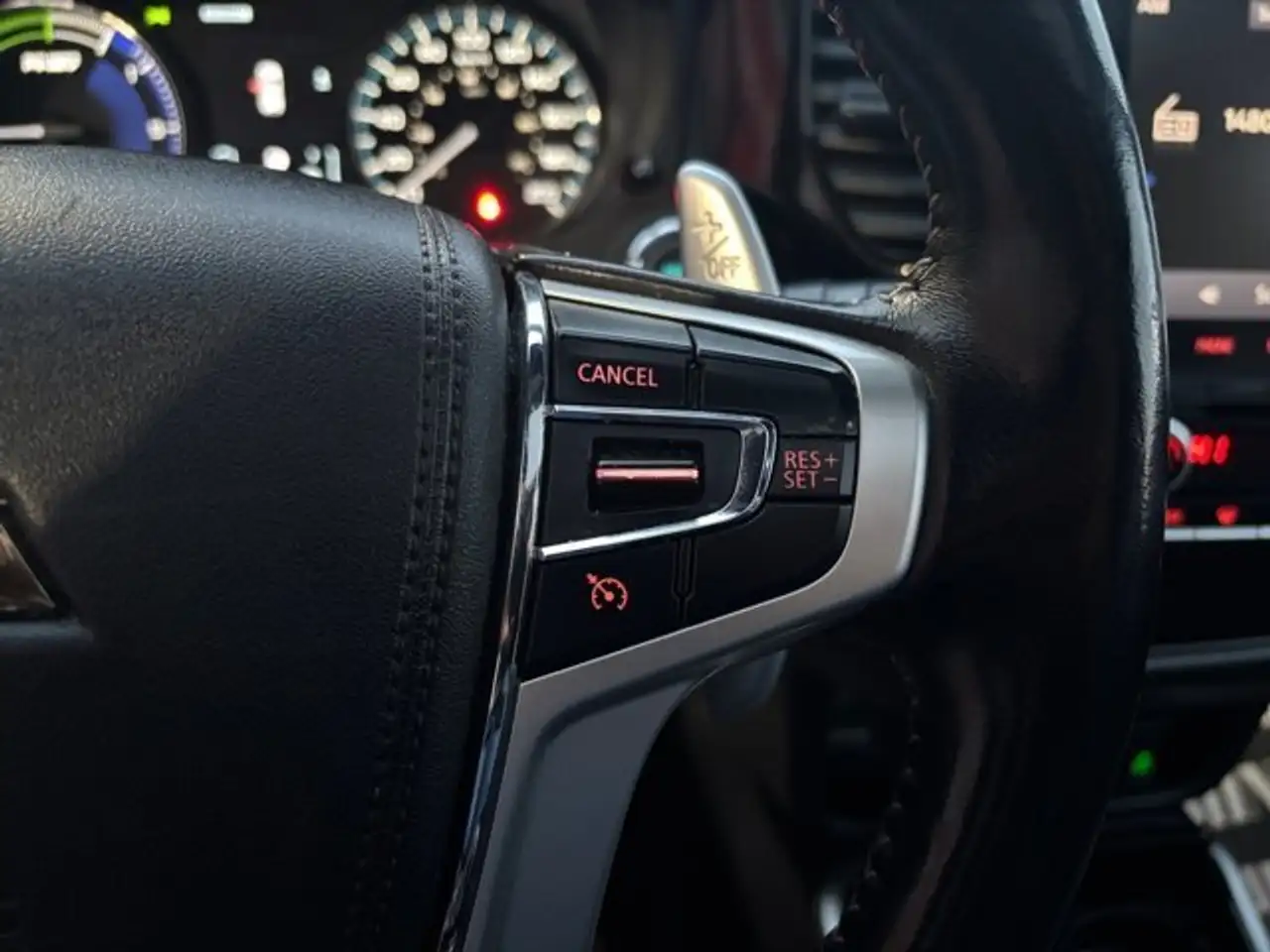 Mitsubishi Outlander снимка Mitsubishi Outlander