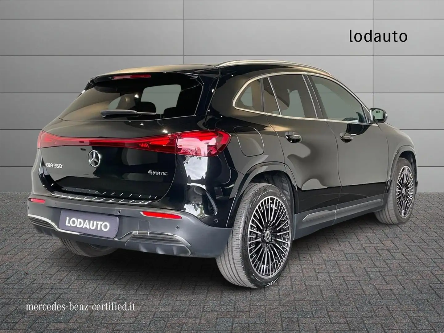 Mercedes-Benz EQA EQA 350 4Matic AMG Line Advanced Negro - 2