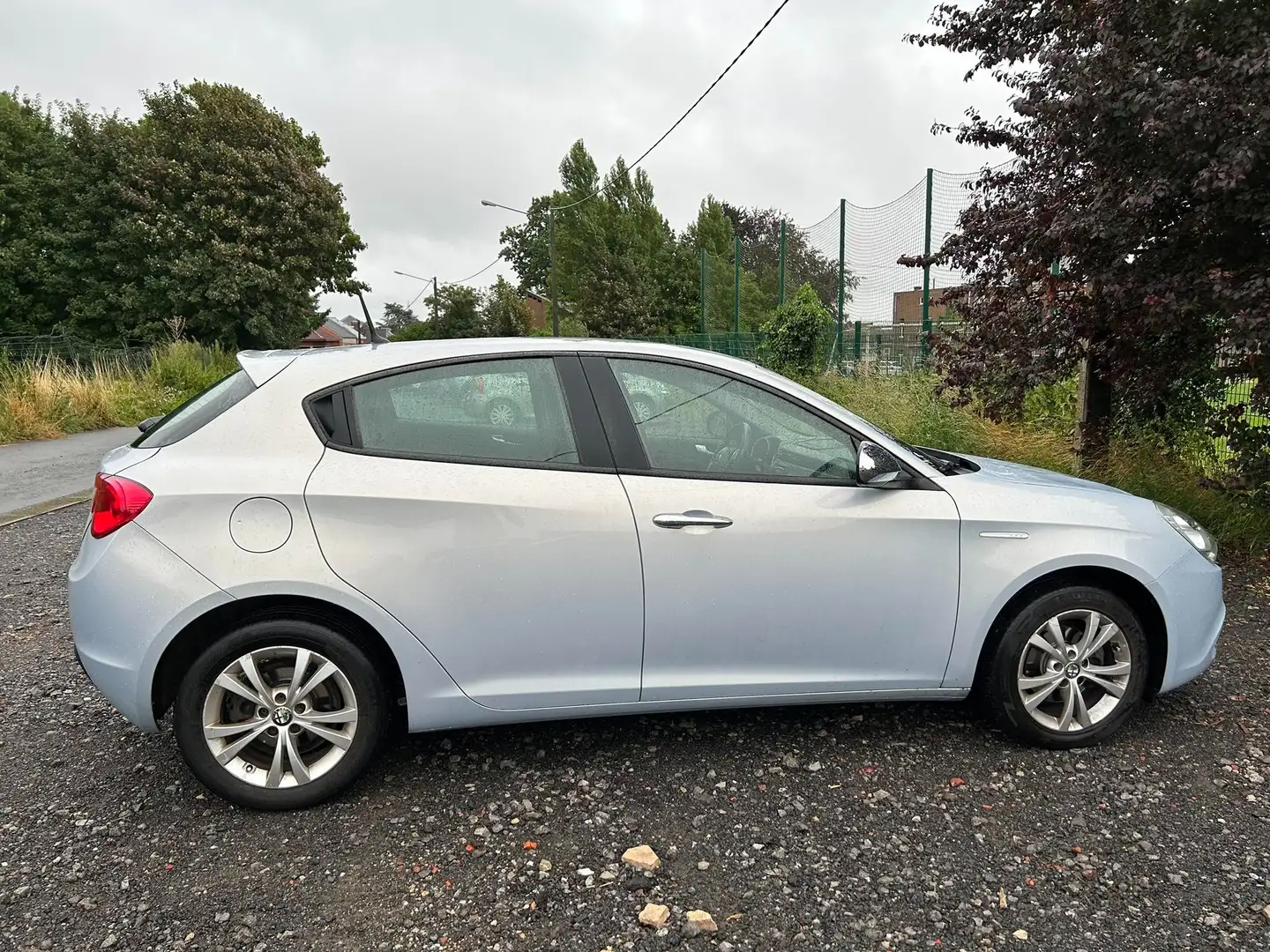 Alfa Romeo Giulietta 1.6 JTDm Distinctive Argent - 2