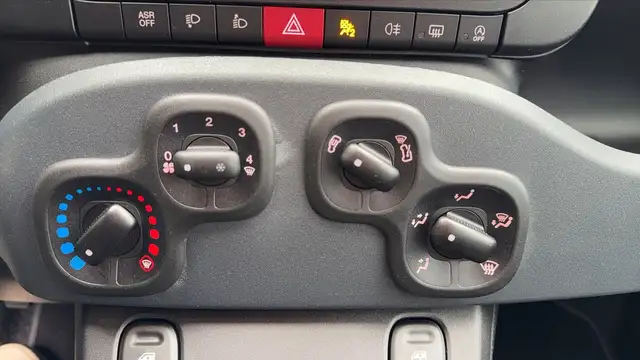 Fiat Panda view 13