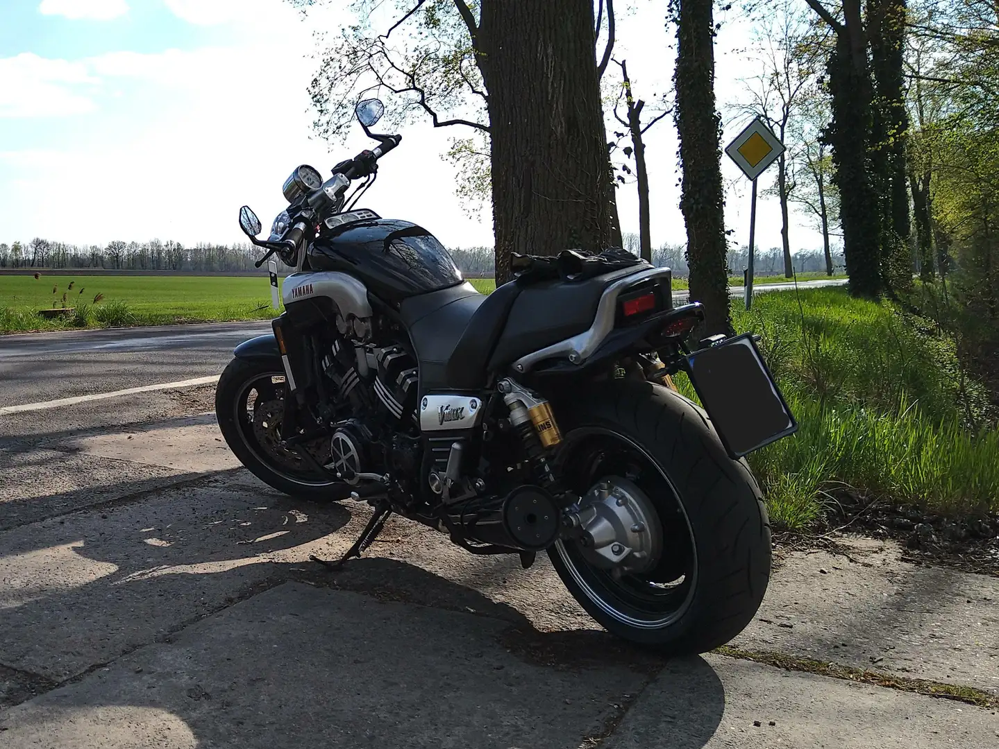 Yamaha Vmax 1200 Black Max Edition Noir - 1