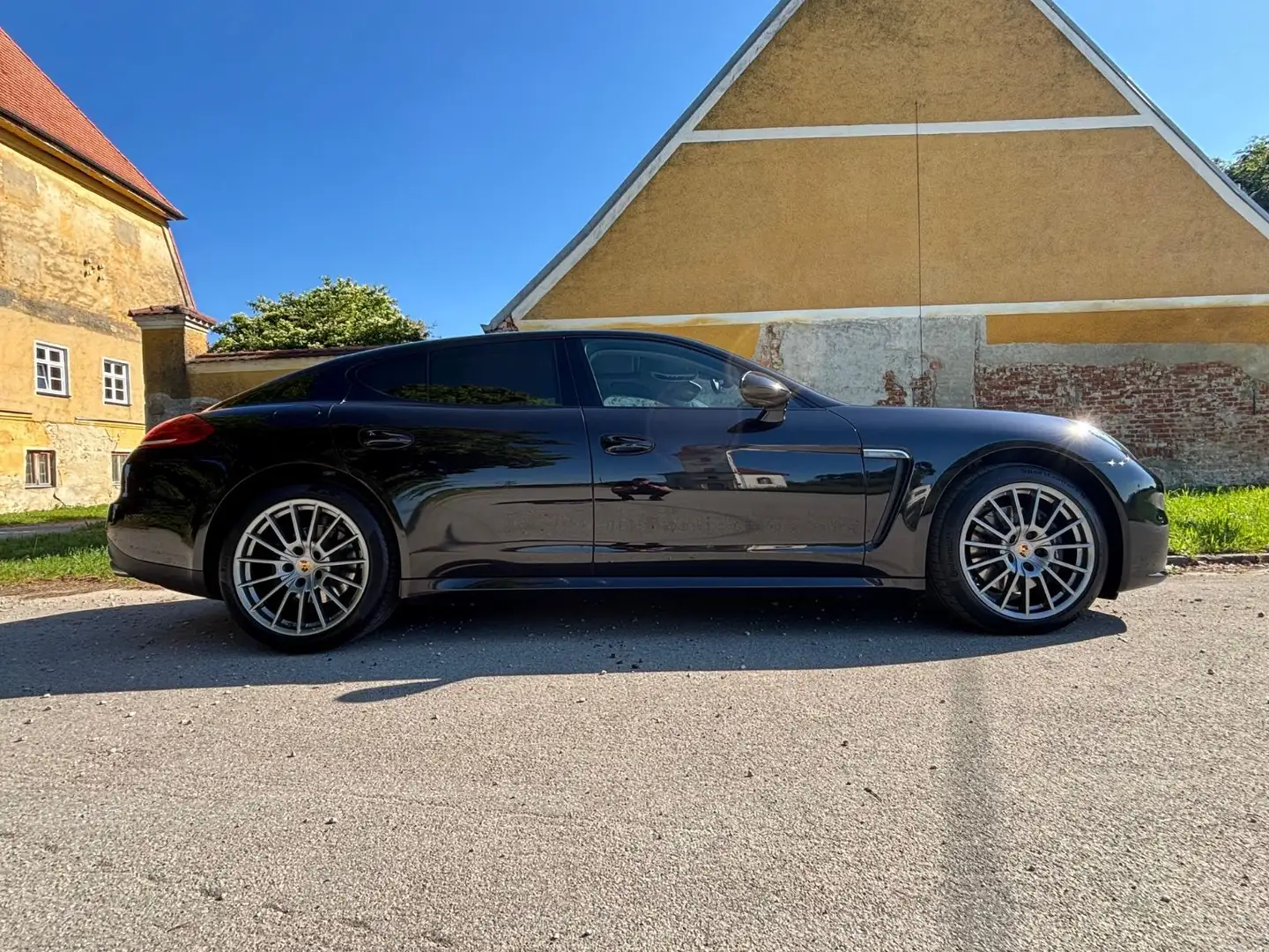 Porsche Panamera Diesel Schwarz - 2