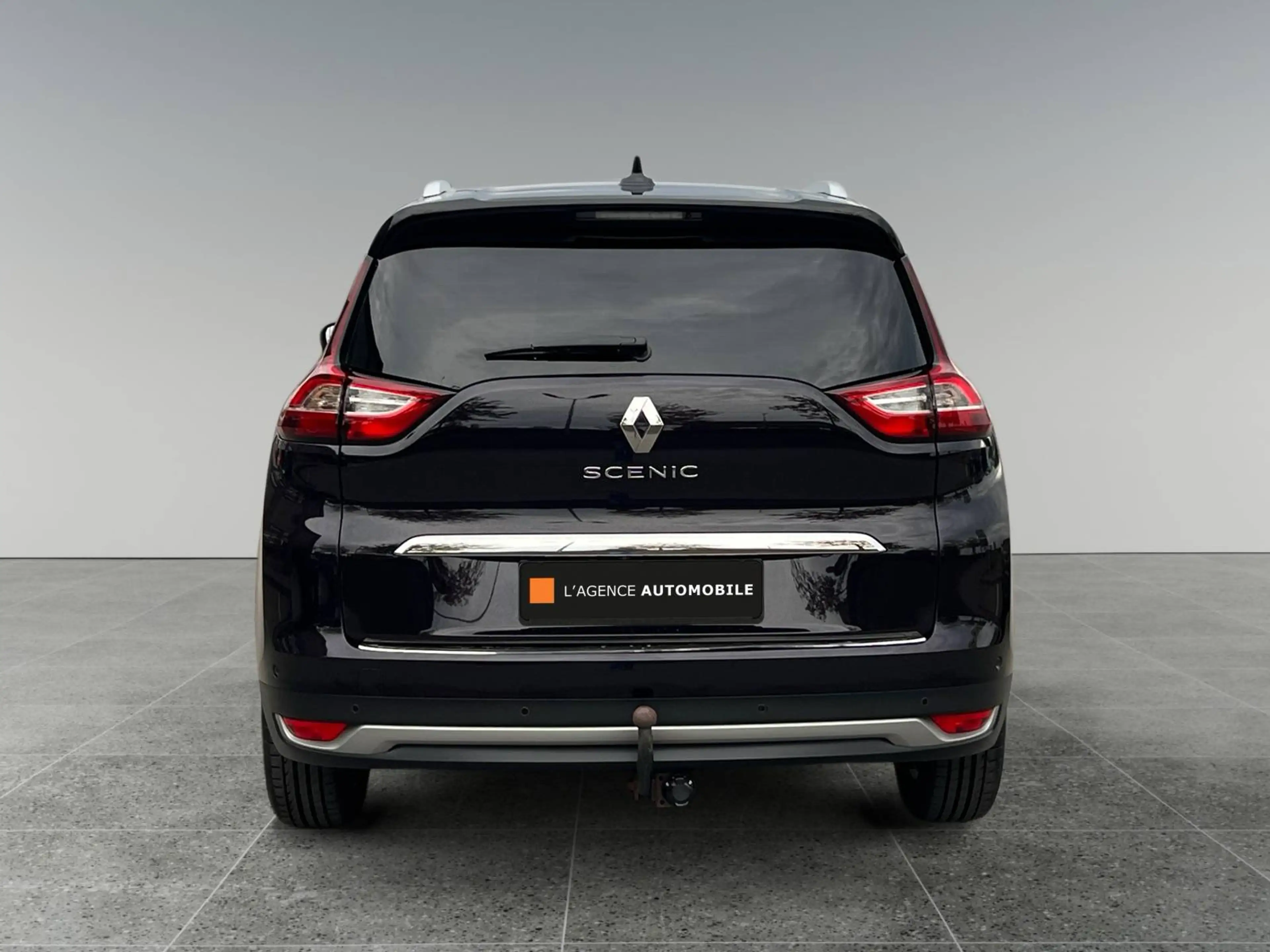 Renault Grand Scenic dCi Initiale Paris-GARANTIE 12 à 36 MOIS- — photo 5