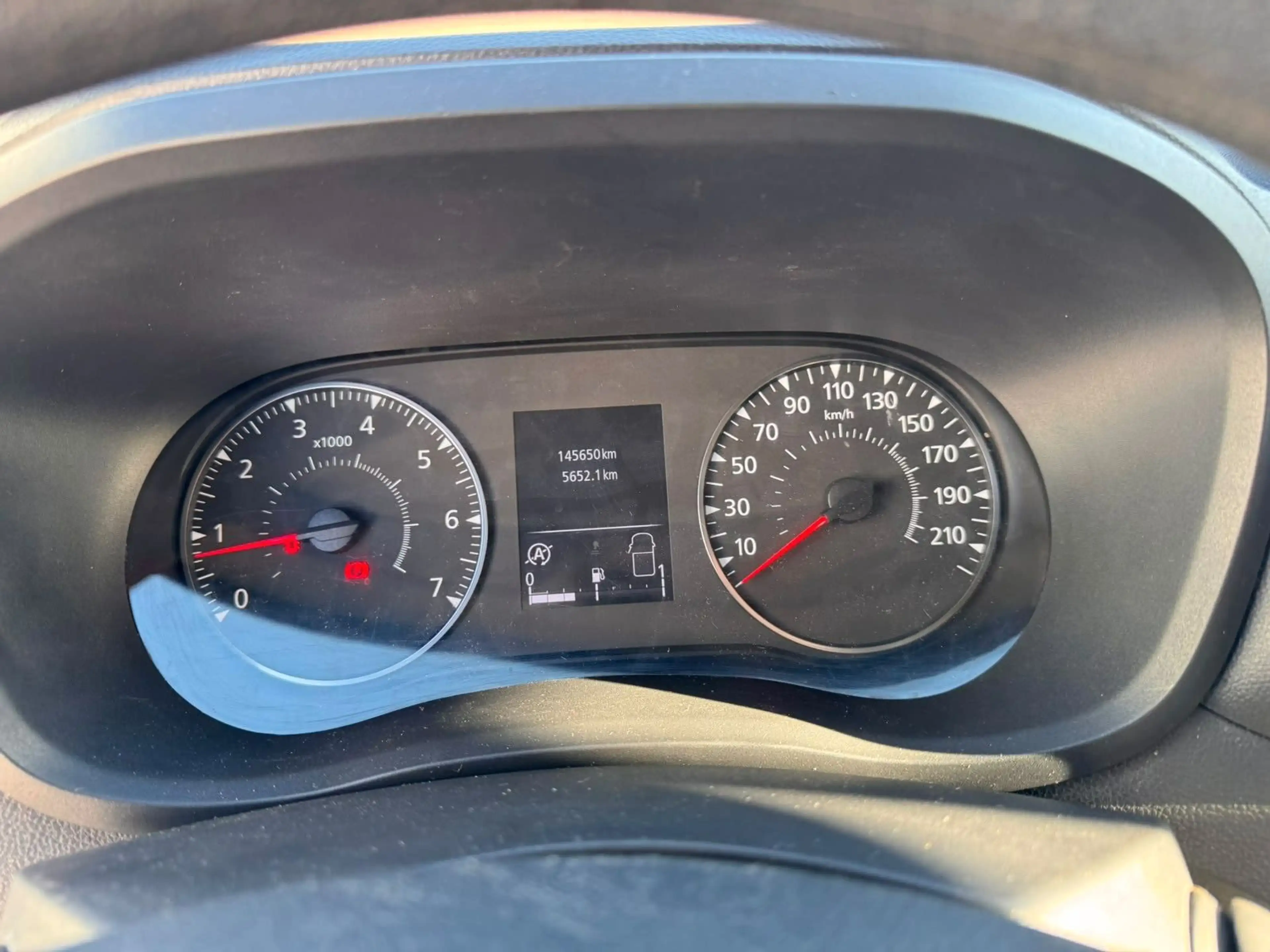 Nissan NV400 Kastenwagen L3H2 3,5t COMFORT — photo 12