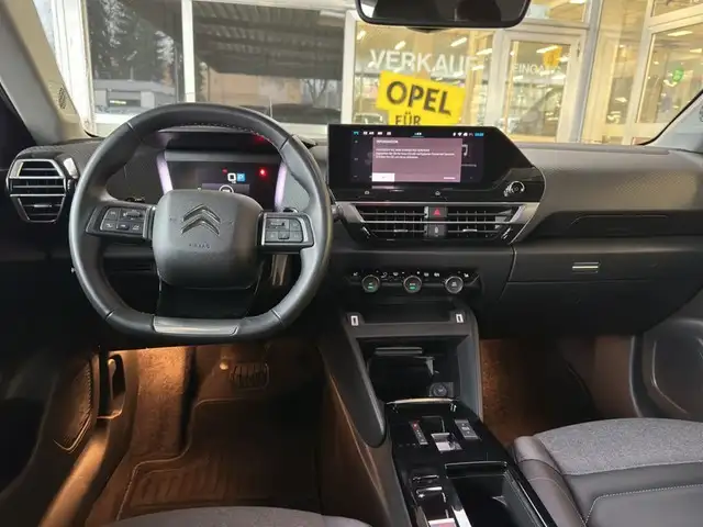 Citroen C4 view 10