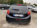 Peugeot 208 1.2i S\u0026S - 82 - SIGNATURE + CARPLAY Schwarz - thumbnail 21