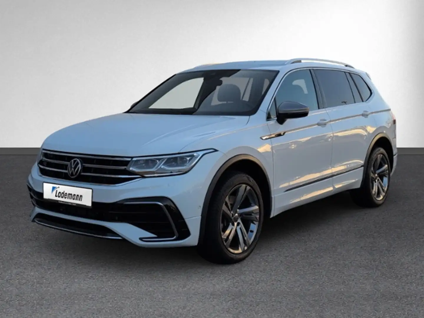 Volkswagen Tiguan Allspace 2.0 TDI DSG 4MOTION IQ.LIGHT+RFK Weiß - 2