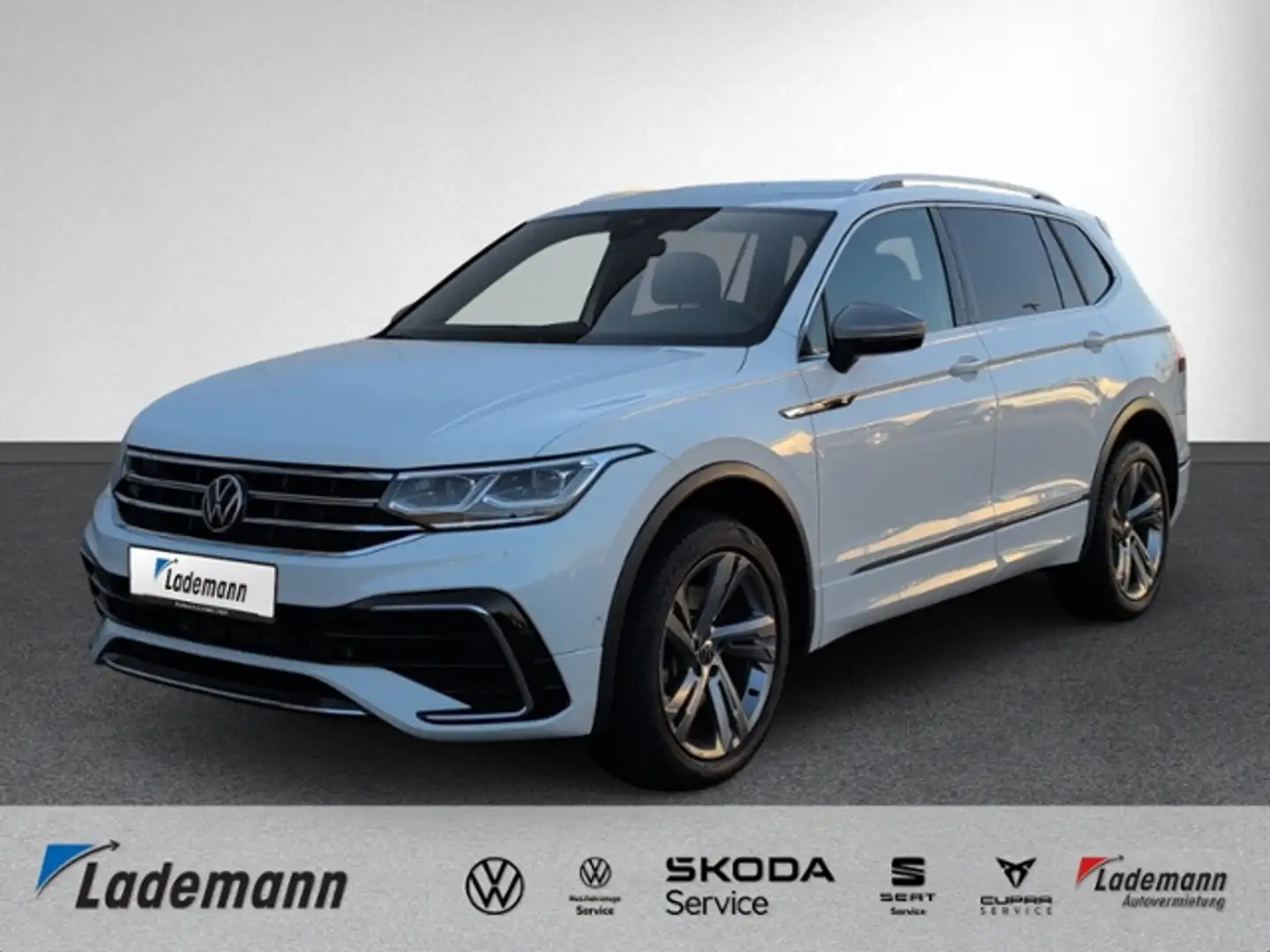 Volkswagen Tiguan Allspace 2.0 TDI DSG 4MOTION IQ.LIGHT+RFK Weiß - 1