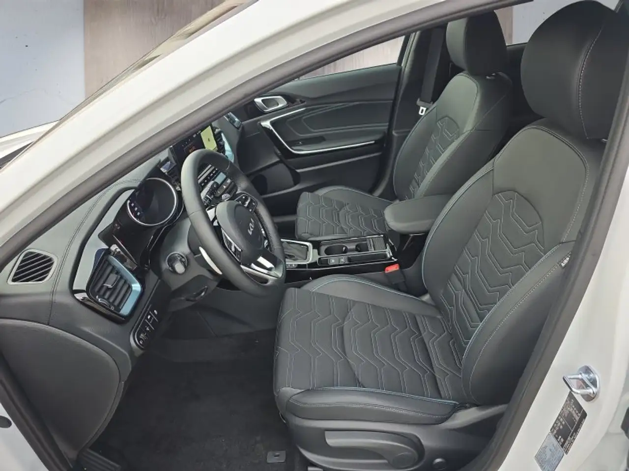 Kia X Ceed 1.6 T-GDI 150PS DCT7 18*Alu/ACC/LED/Navi/Keyless, миниатюра 9
