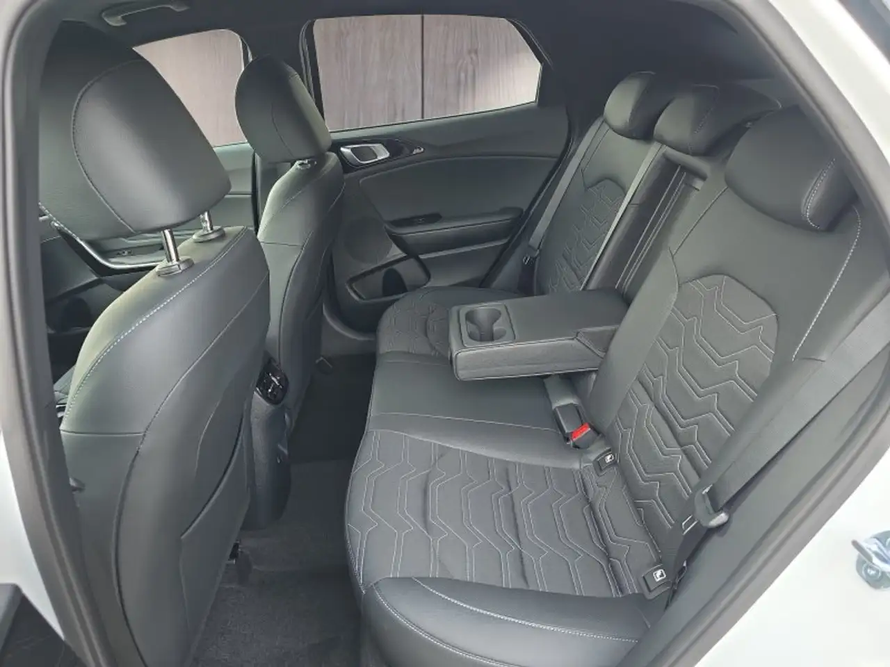 Kia X Ceed 1.6 T-GDI 150PS DCT7 18*Alu/ACC/LED/Navi/Keyless, миниатюра 13