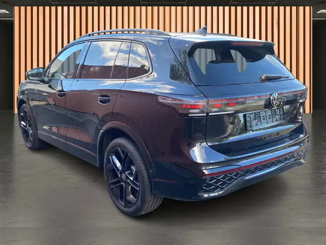 Volkswagen Tiguan view 11