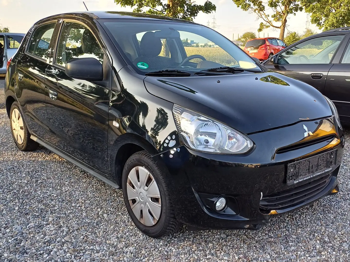 Mitsubishi Space Star Diamant Edition Schwarz - 1