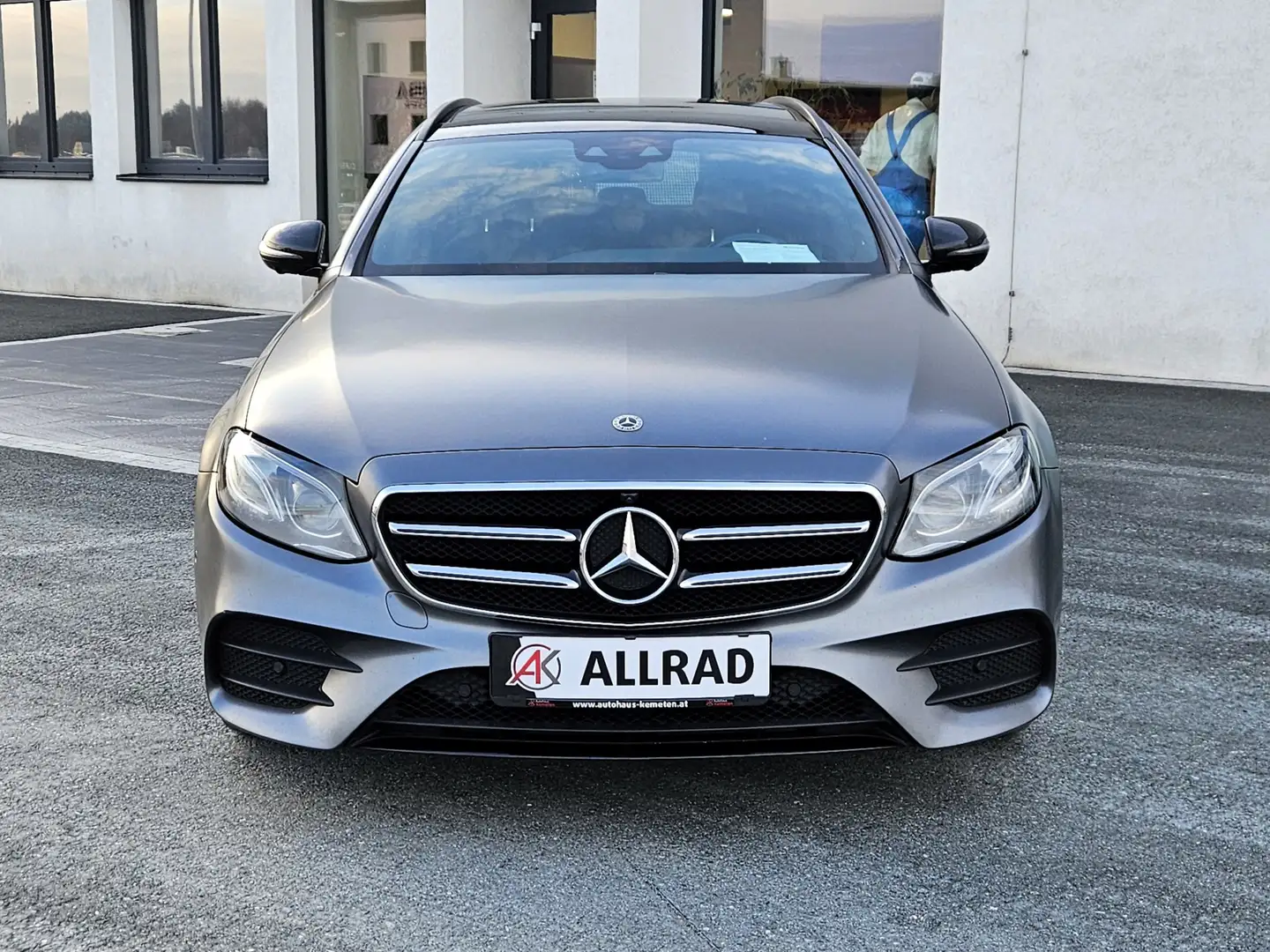 Mercedes-Benz E 400 E 400 d 4Matic (213.223) Kombi AMG Gris - 2