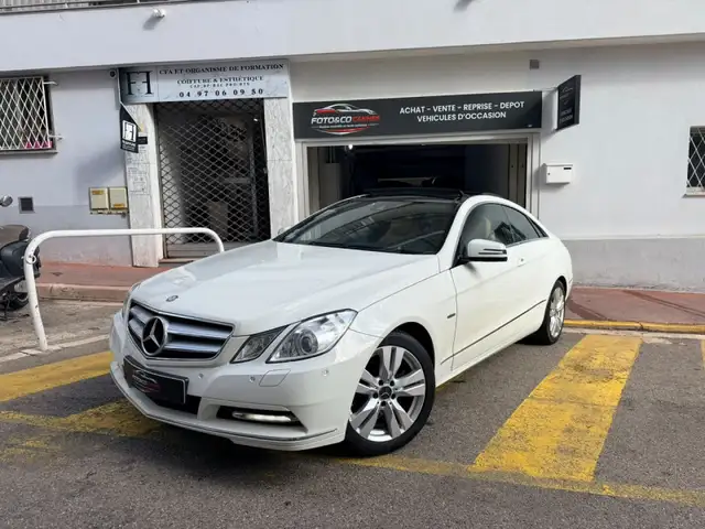 Mercedes-Benz E 200