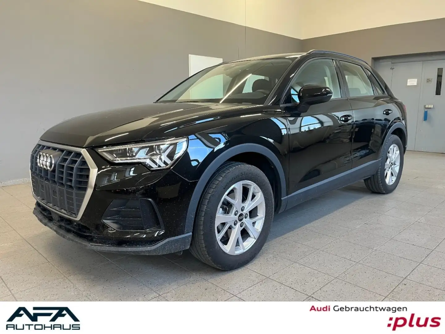 Audi Q3 35 TFSI S tronic Matrix*Navi*VC*PDC*SHZ Noir - 1
