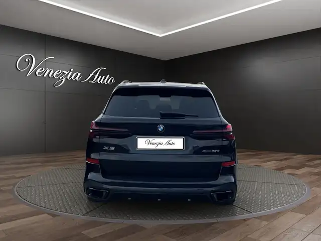 BMW X5 X5 view 4