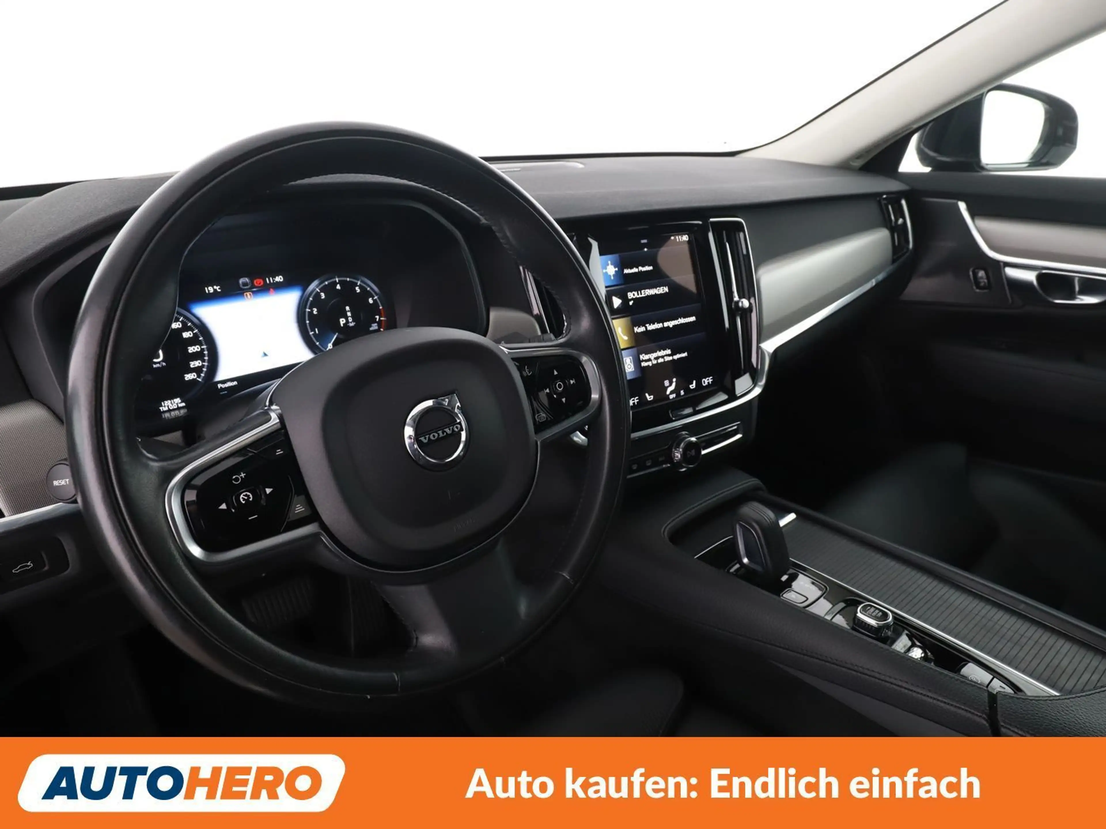 Volvo S90 2.0 B4 Mild-Hybrid Momentum Pro — photo 11