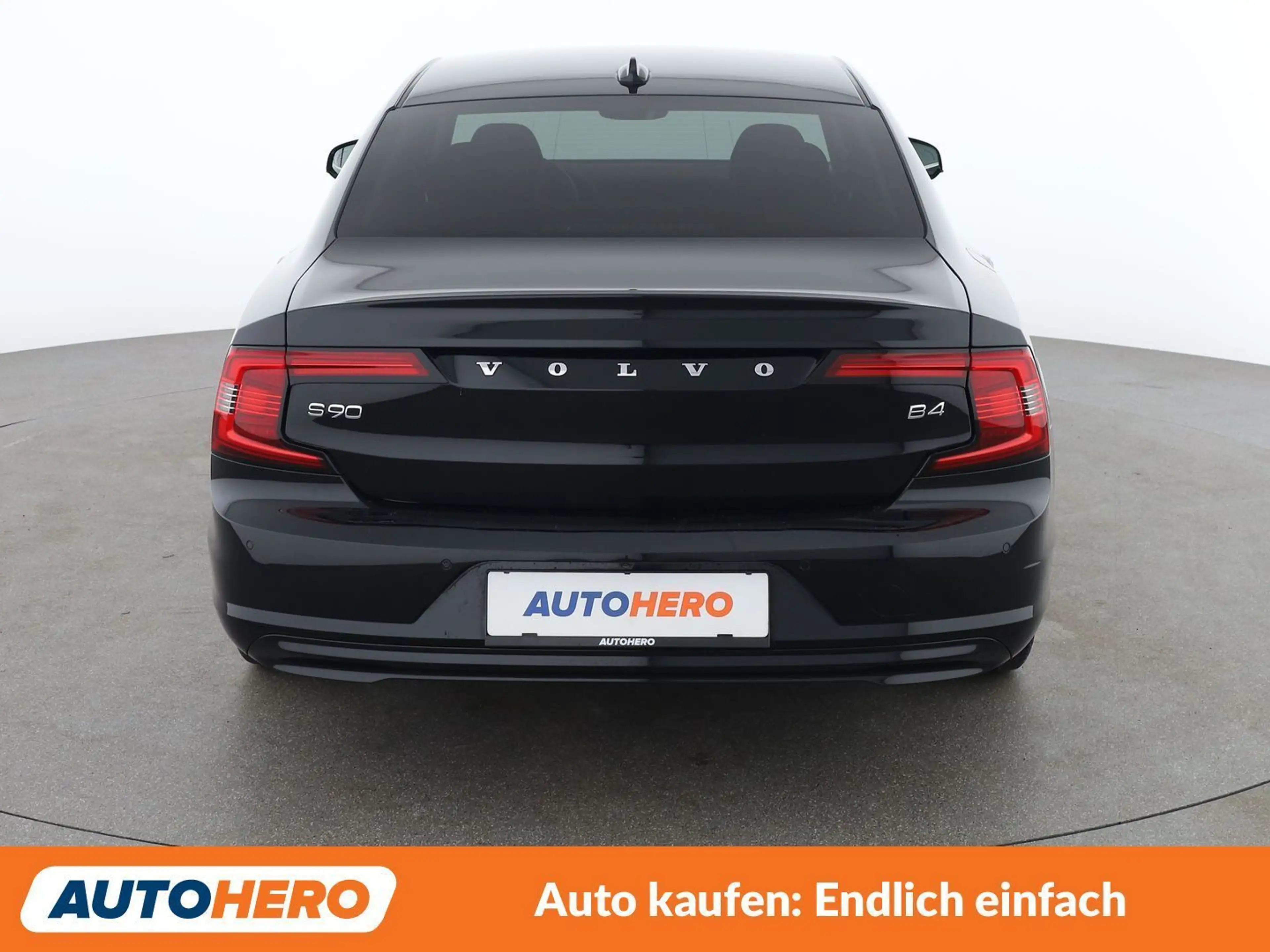 Volvo S90 2.0 B4 Mild-Hybrid Momentum Pro — photo 5