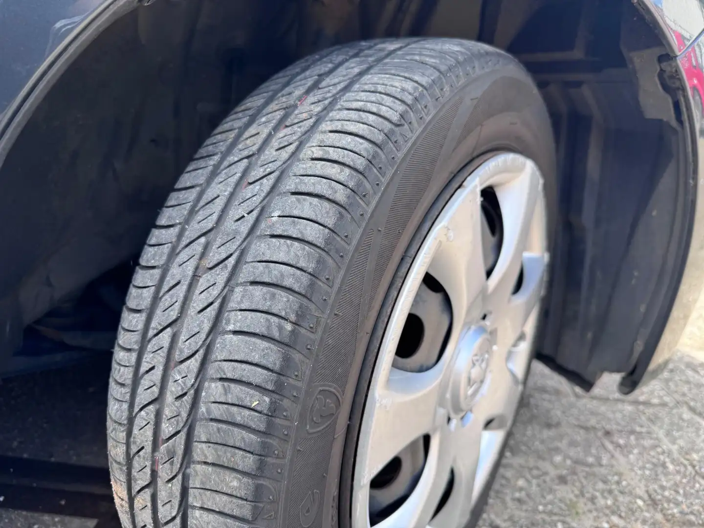 Peugeot 107 1.0-12V XS | AIRCO | ELEK RAMEN | NAP!! Grau - 2
