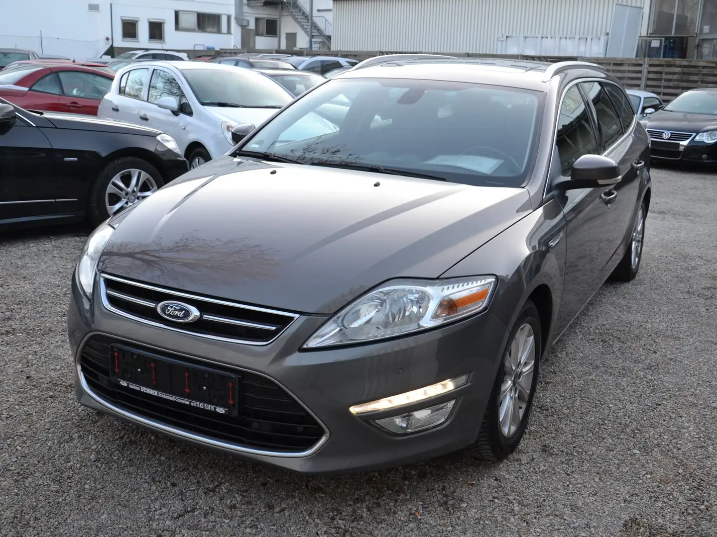 Ford Mondeo 2.2 TDCi Titanium 2.Hand Guter Zustand Wartung Neu Braun - 2