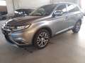 Mitsubishi Outlander Outlander 2.2 DI-D 4WD Instyle 7p. Gris - thumbnail 3