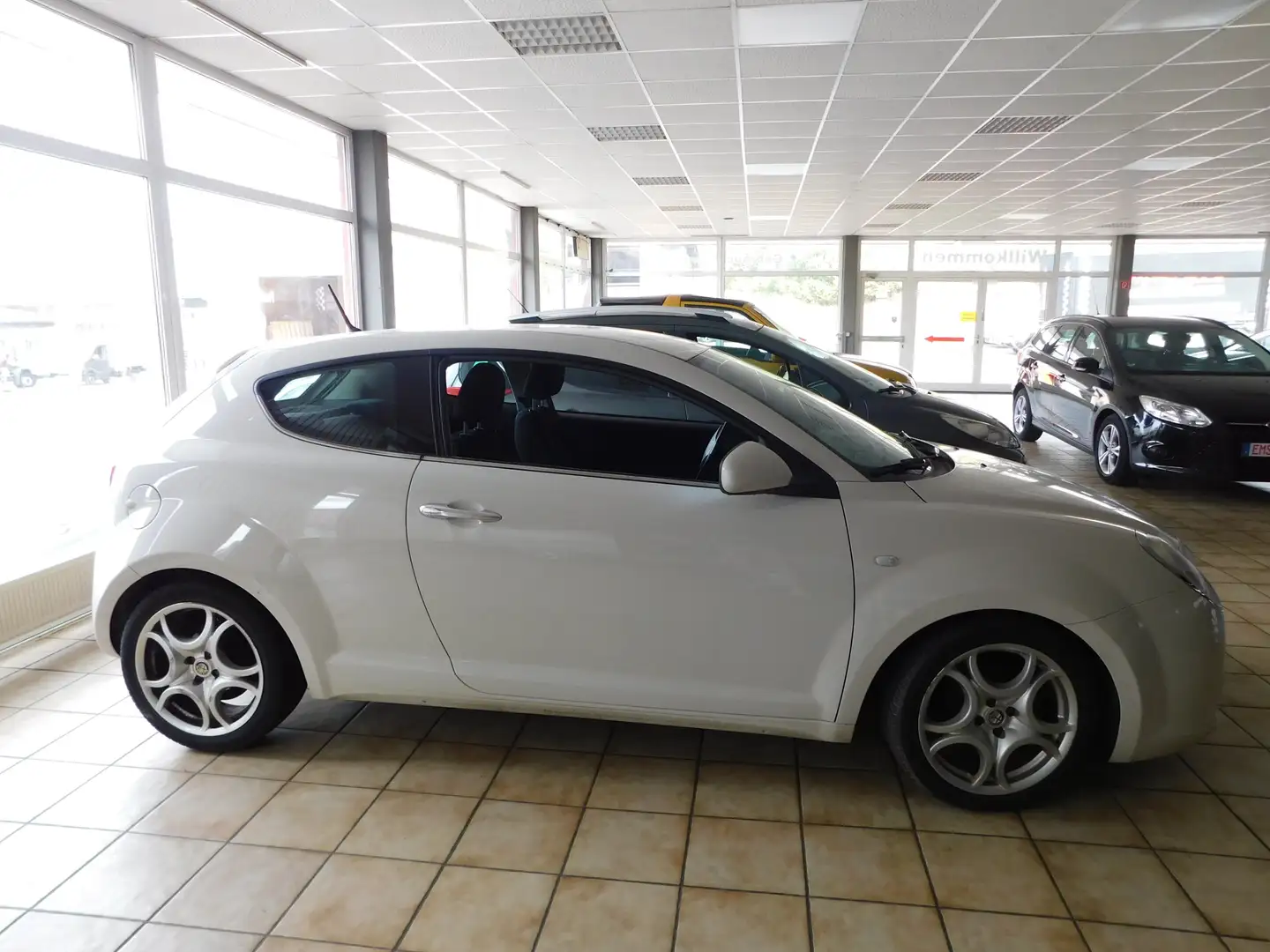 Alfa Romeo MiTo Turismo/TÜV&AU NEU Weiß - 1