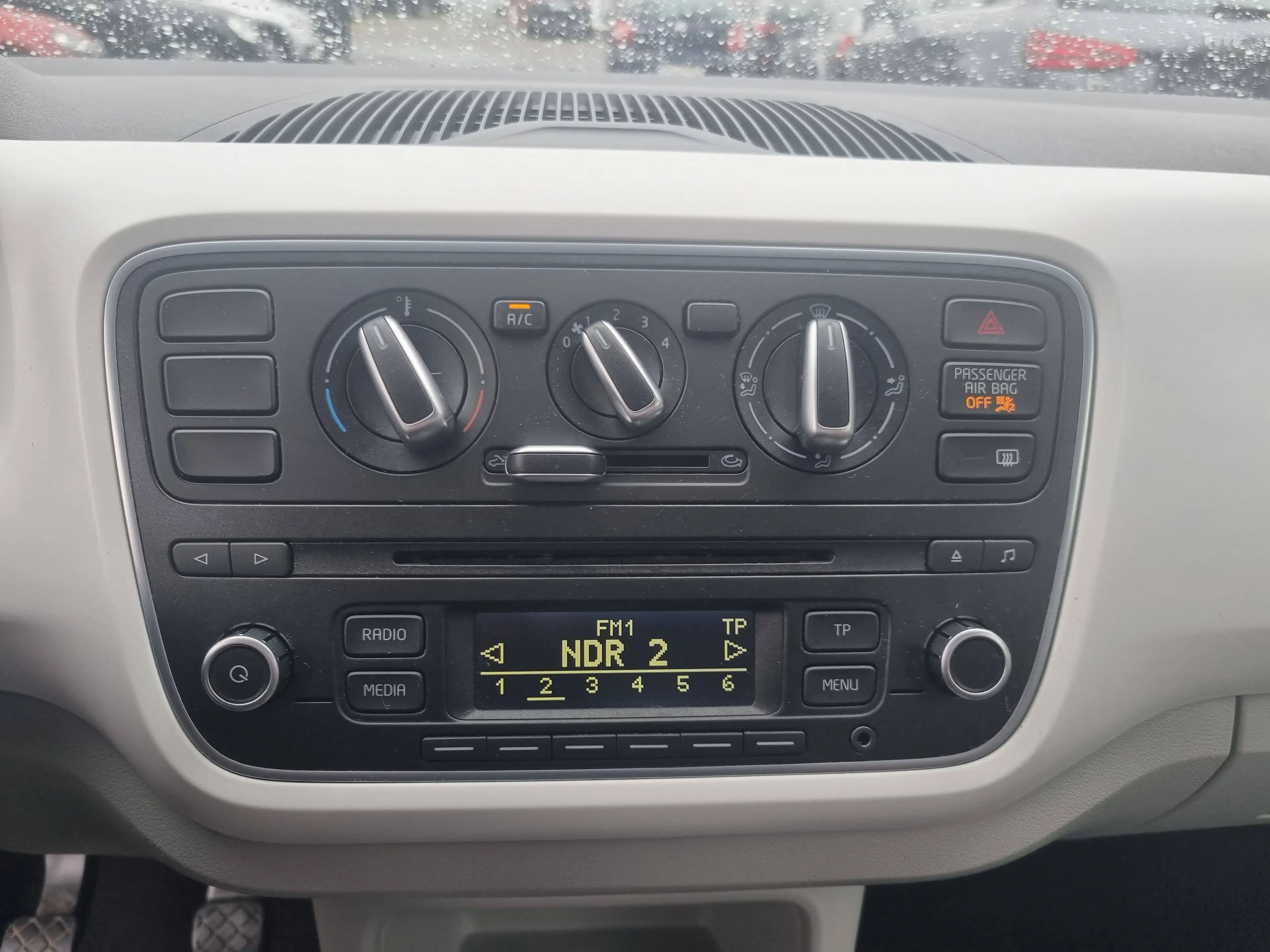 SEAT Mii Mii  5-Türer 1.0 SUN aus 1.HD — photo 8