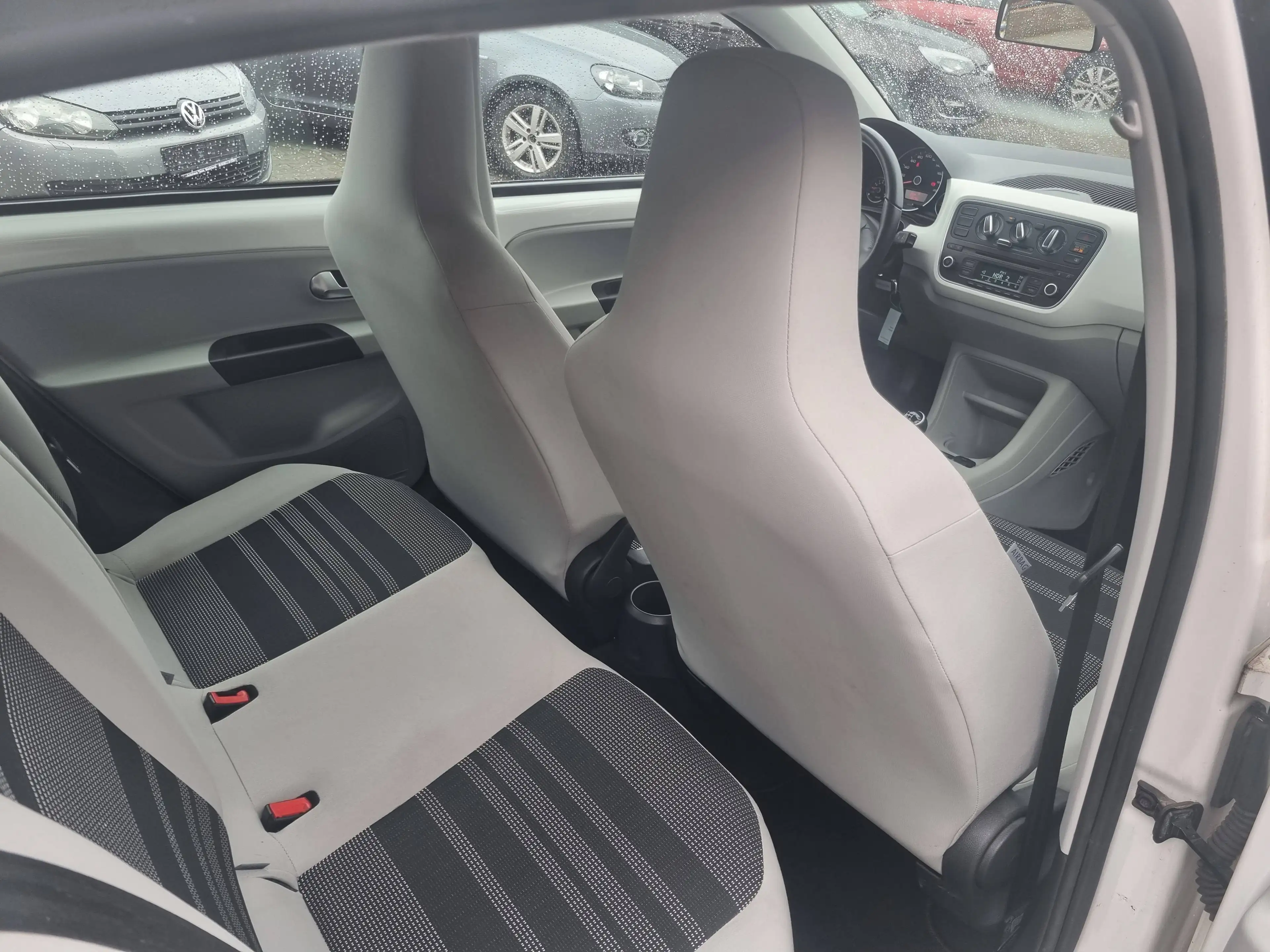 SEAT Mii Mii  5-Türer 1.0 SUN aus 1.HD — photo 16