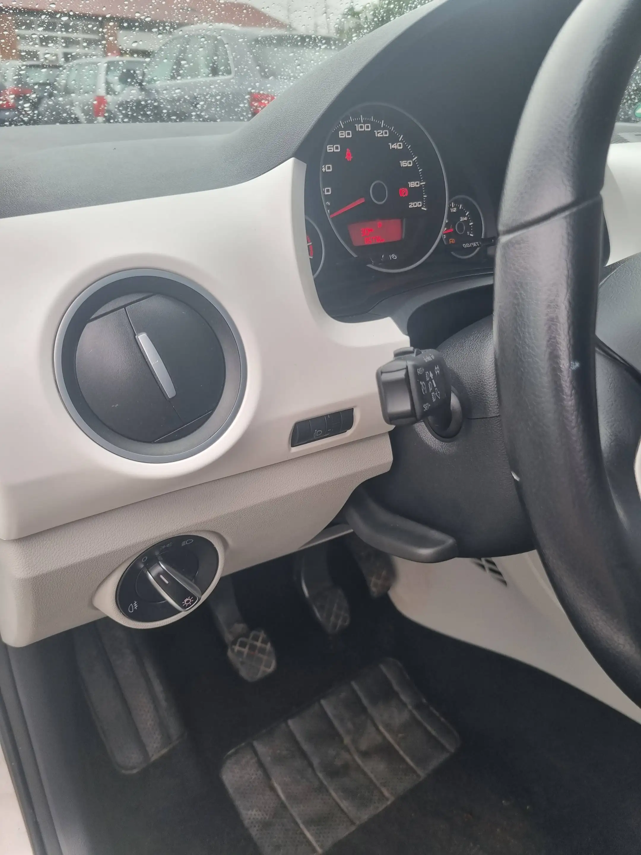 SEAT Mii Mii  5-Türer 1.0 SUN aus 1.HD — photo 5