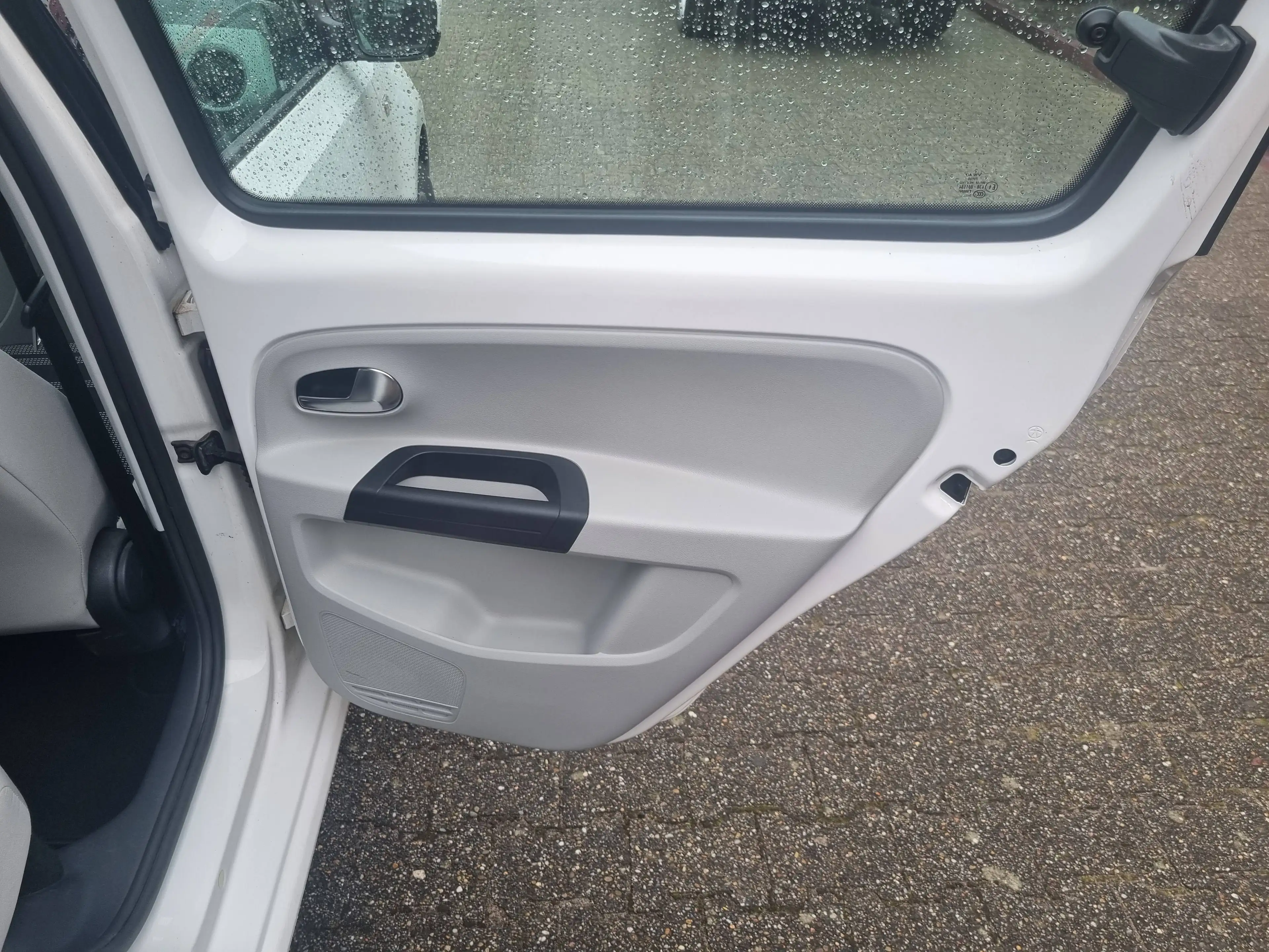 SEAT Mii Mii  5-Türer 1.0 SUN aus 1.HD — photo 17