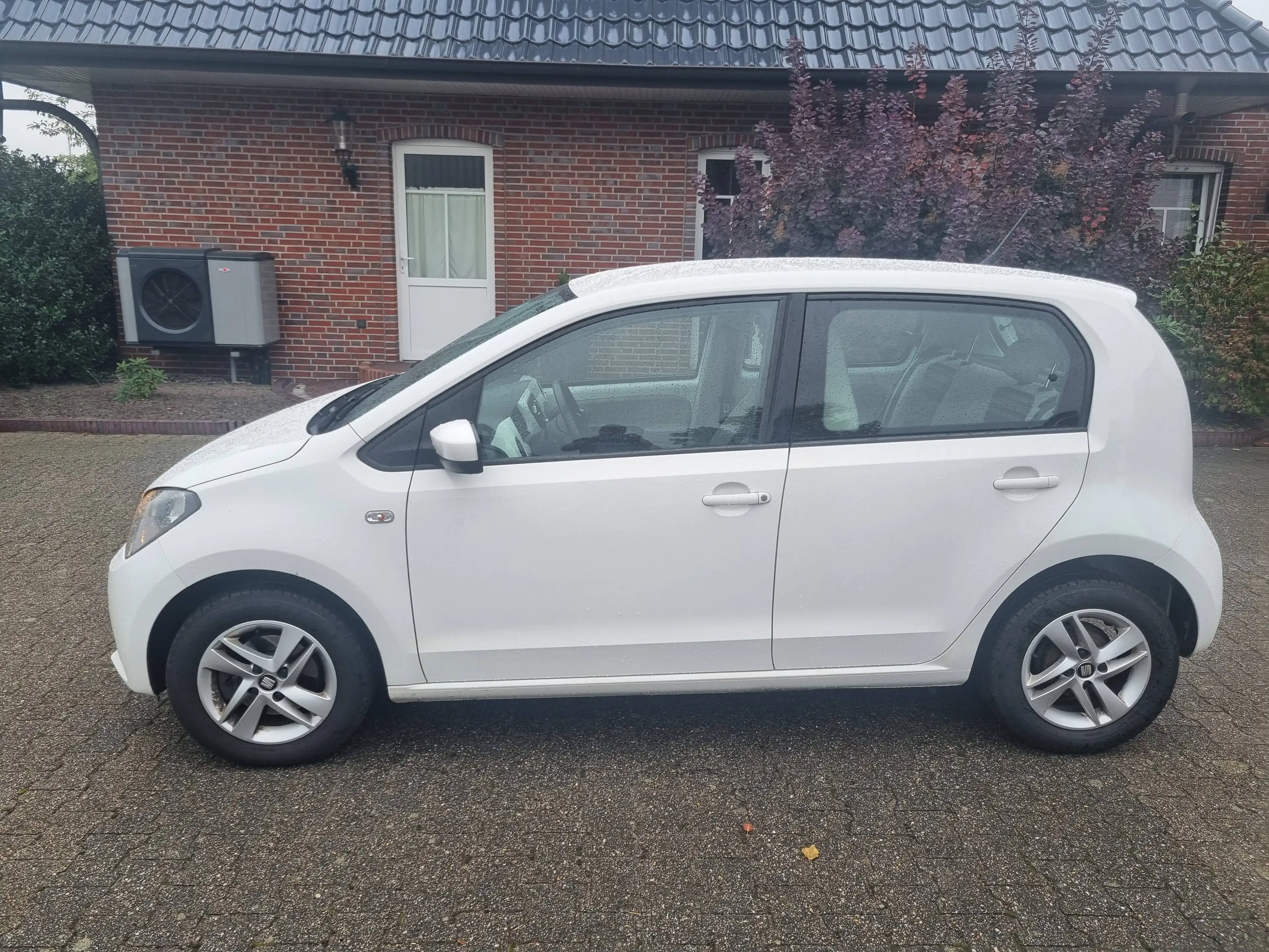 SEAT Mii Mii  5-Türer 1.0 SUN aus 1.HD — photo 2