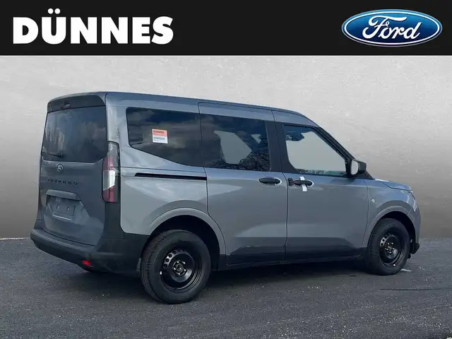 Ford Tourneo Courier view 2