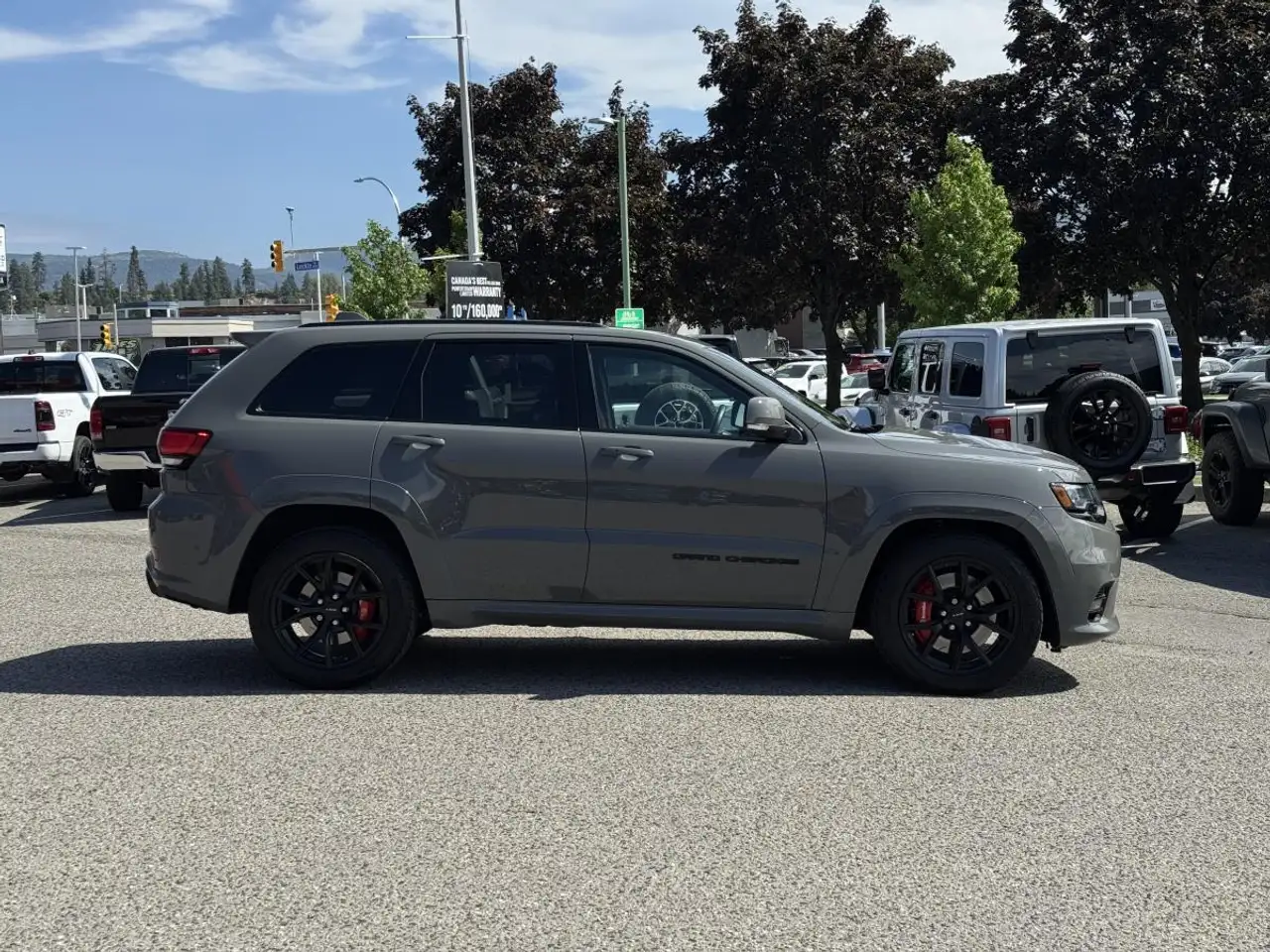 Jeep Grand Cherokee снимка Jeep Grand Cherokee