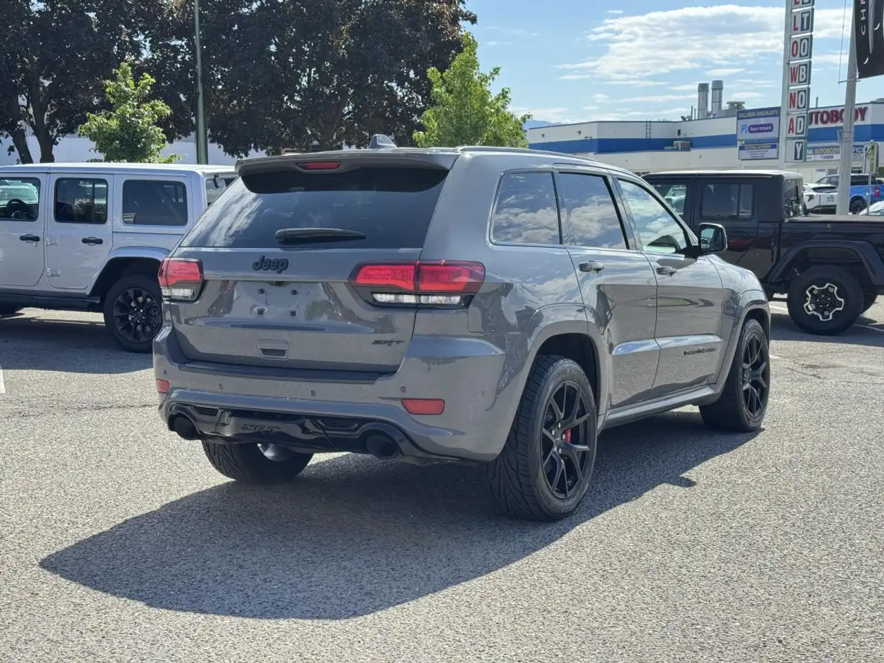 Jeep Grand Cherokee снимка Jeep Grand Cherokee