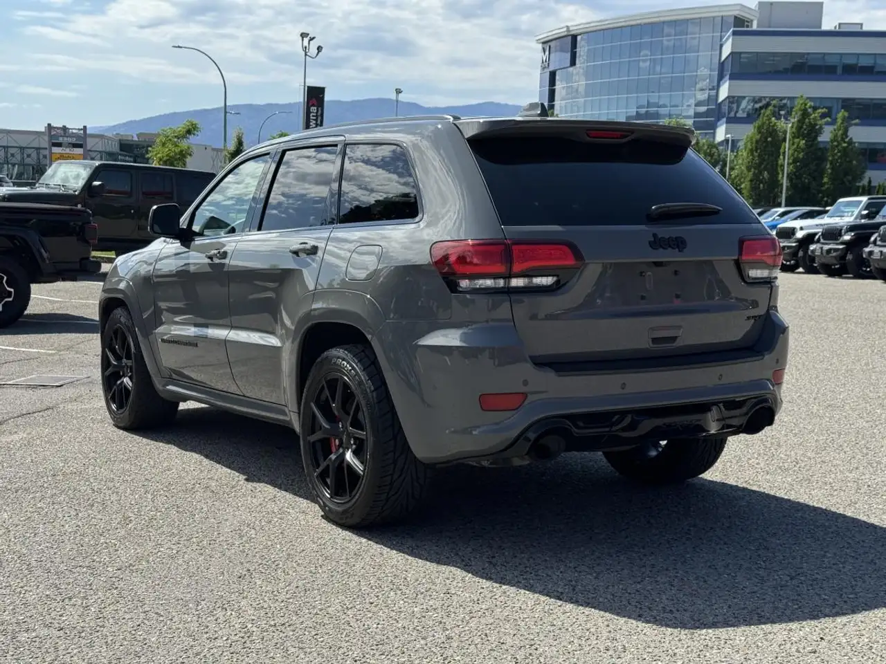 Jeep Grand Cherokee снимка Jeep Grand Cherokee