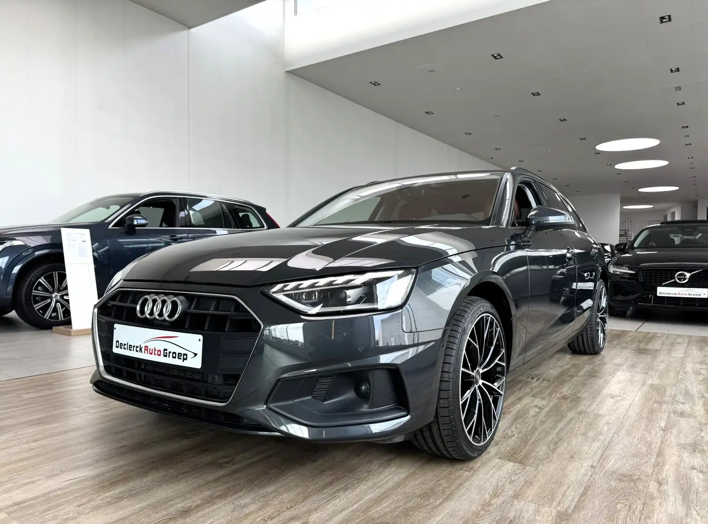 Audi A4 AVANT 30TDI*STRONIC*PANO DAK*CAMERA 360*TREKHAAK ! Gris - 1