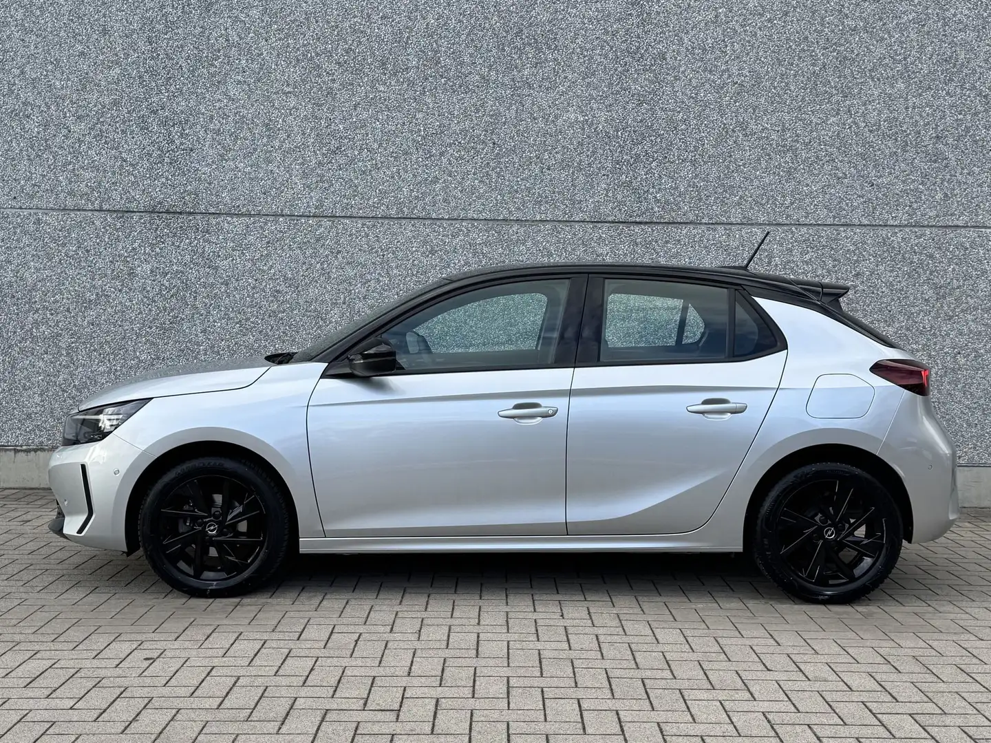 Opel Corsa 1.2B 75PK GS GPS/CAMERA/PARKPILOT Argent - 2