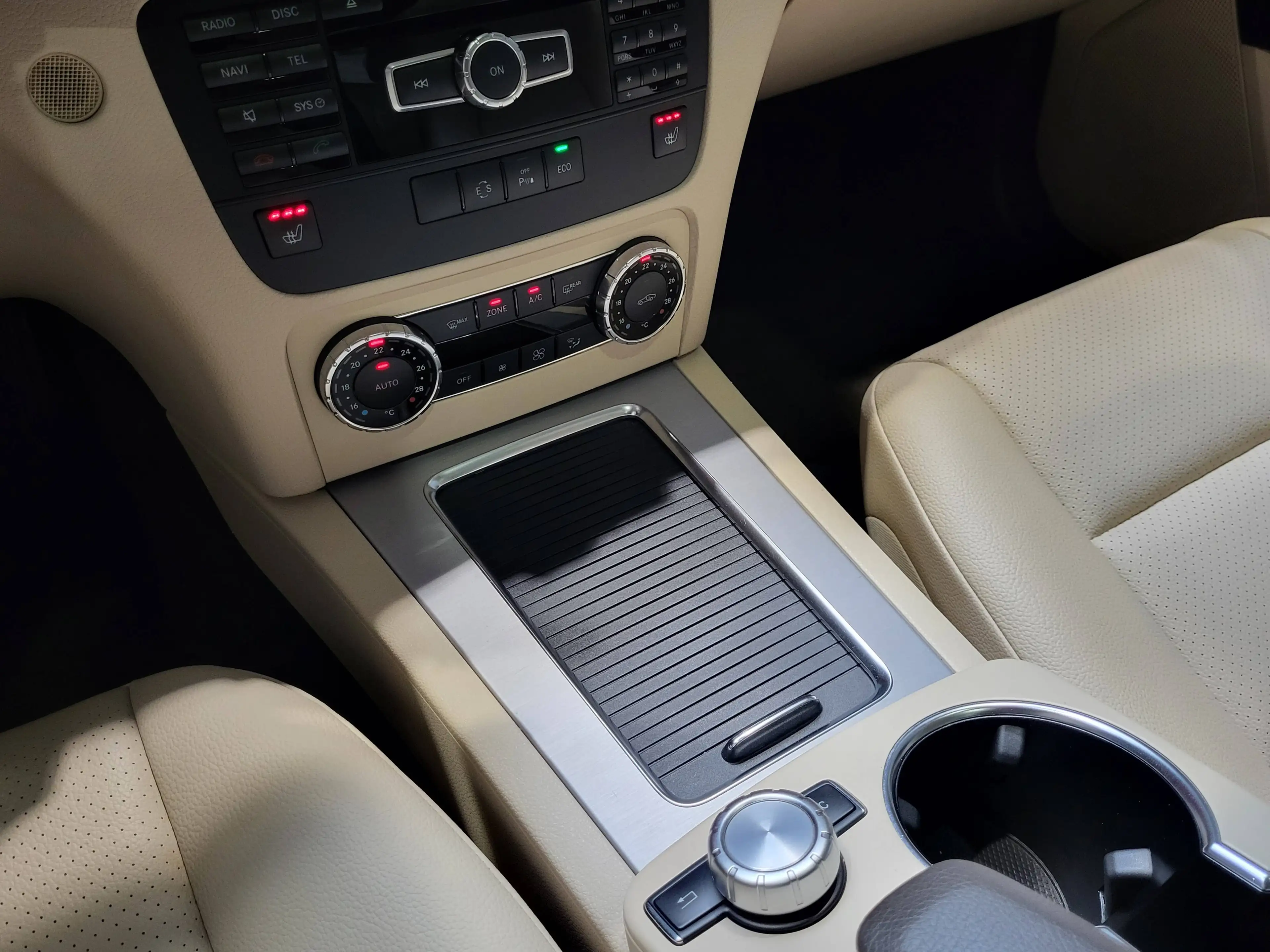Mercedes-Benz GLK 200 CDI *Navi| Pano| Tempomat| Xenon* — photo 12