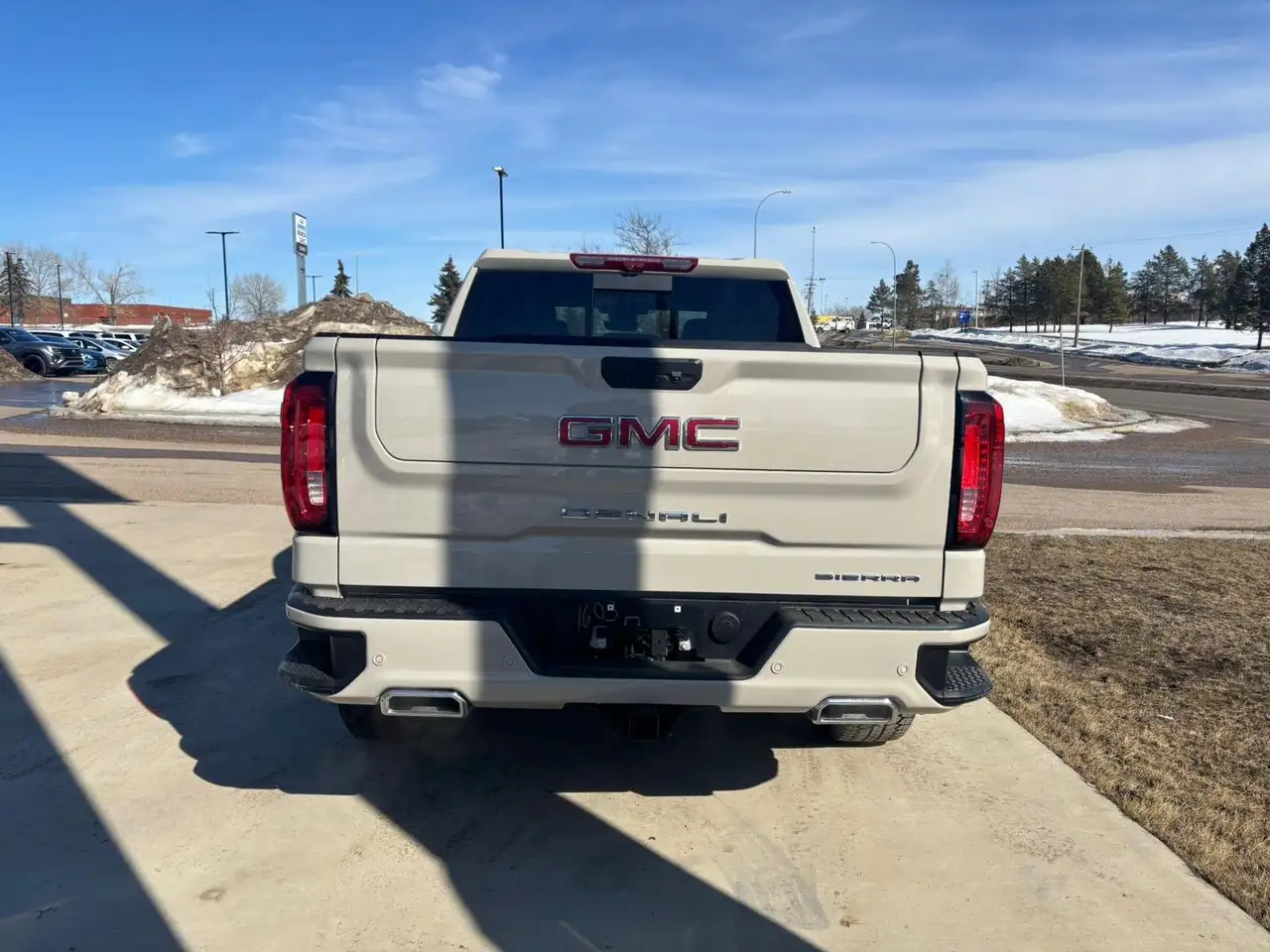 GMC Sierra 1500 снимка GMC Sierra 1500