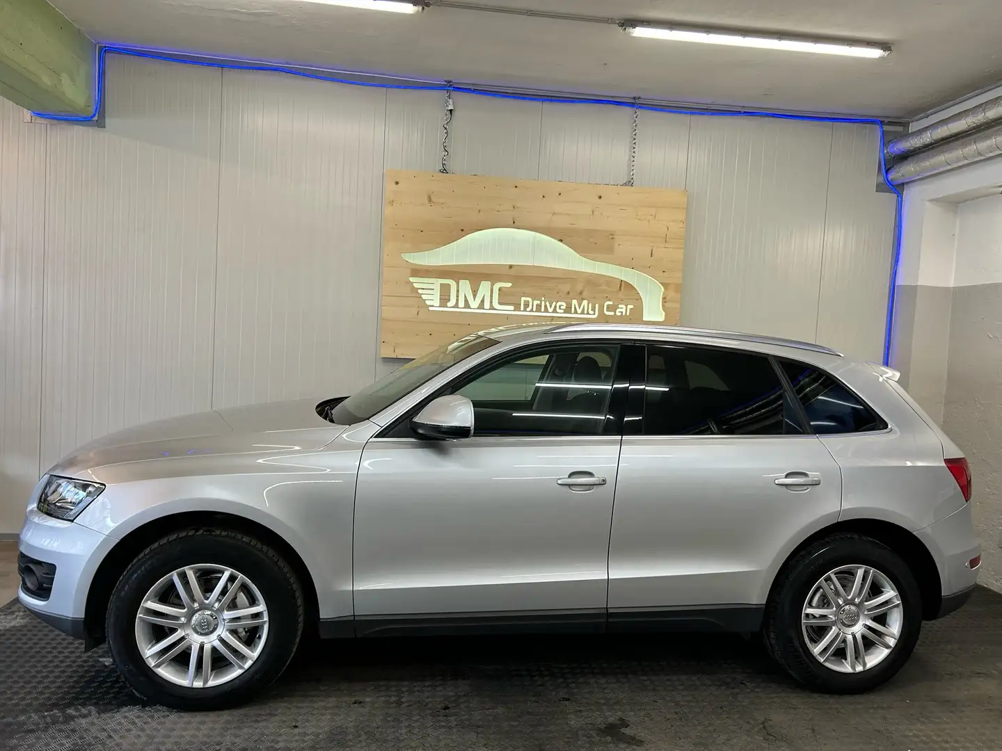 Audi Q5 2,0 TDI quattro DPF Silber - 2