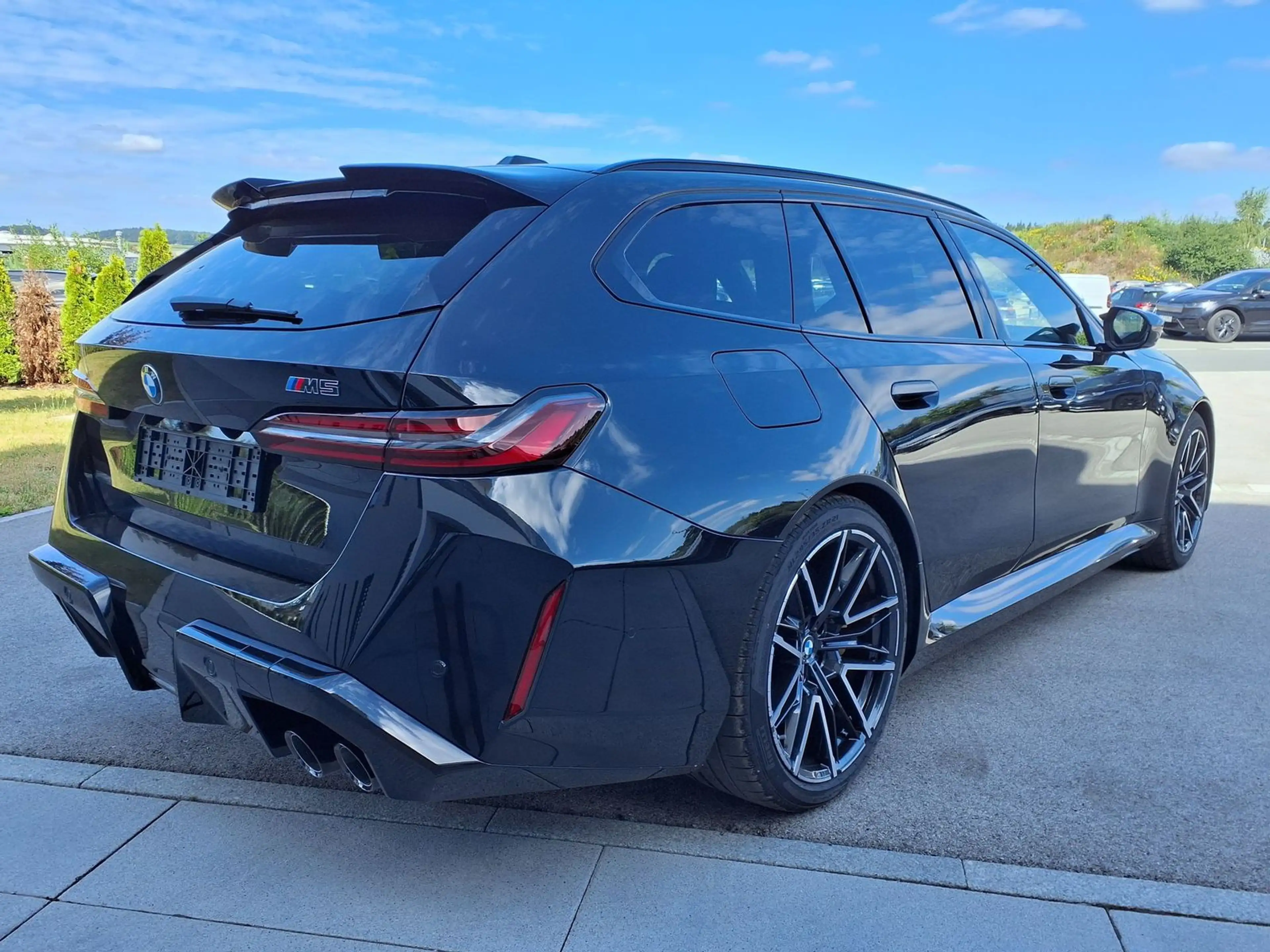 BMW M5 Touring ACC|HuD|AHK|RFK|PANO|Matrix|LED|Na... — photo 4