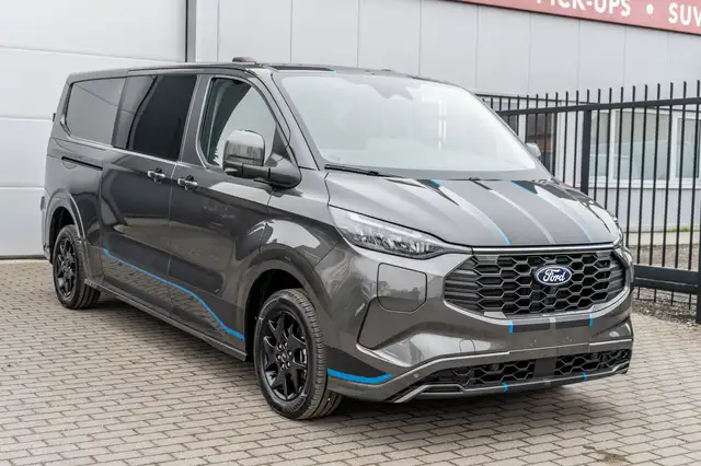 Ford Transit Custom 2.5 PHEV Sport DC L2 5pl.- 5j Warranty - 43.500ex